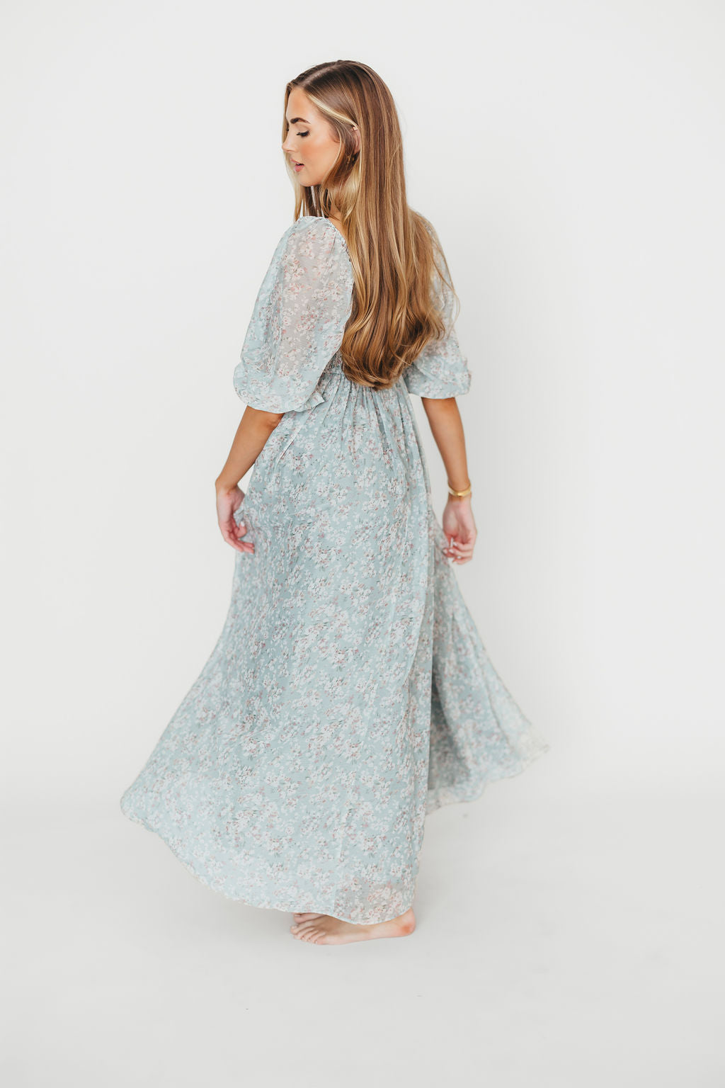 Elegant Sage Green Floral Smocked Maxi Dress for Women - Bump Friendly Maternity & Inclusive Sizing (S-3XL) - Perfect for Summer Weddings, Beach Vacations & Casual Outings