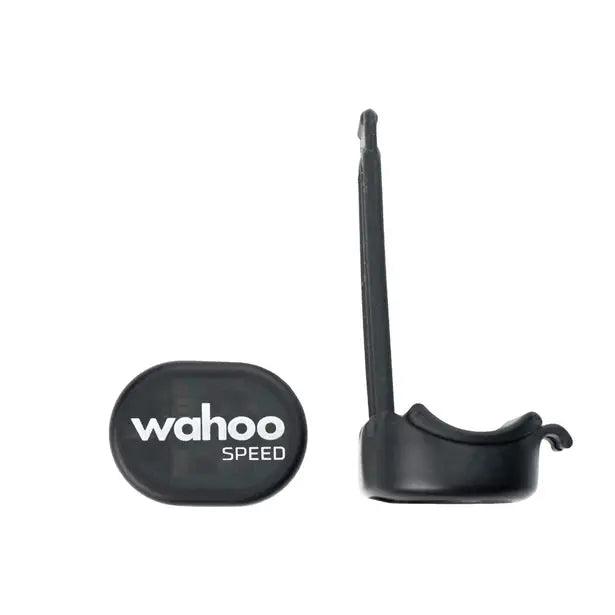 Wahoo RPM Cycling Speed Sensor - Wireless Bike Cadence & Speed Tracker for Indoor & Outdoor Cycling - Compatible with Zwift, Strava, Garmin - Perfect for Road Bikes, Mountain Bikes & Spin Classes