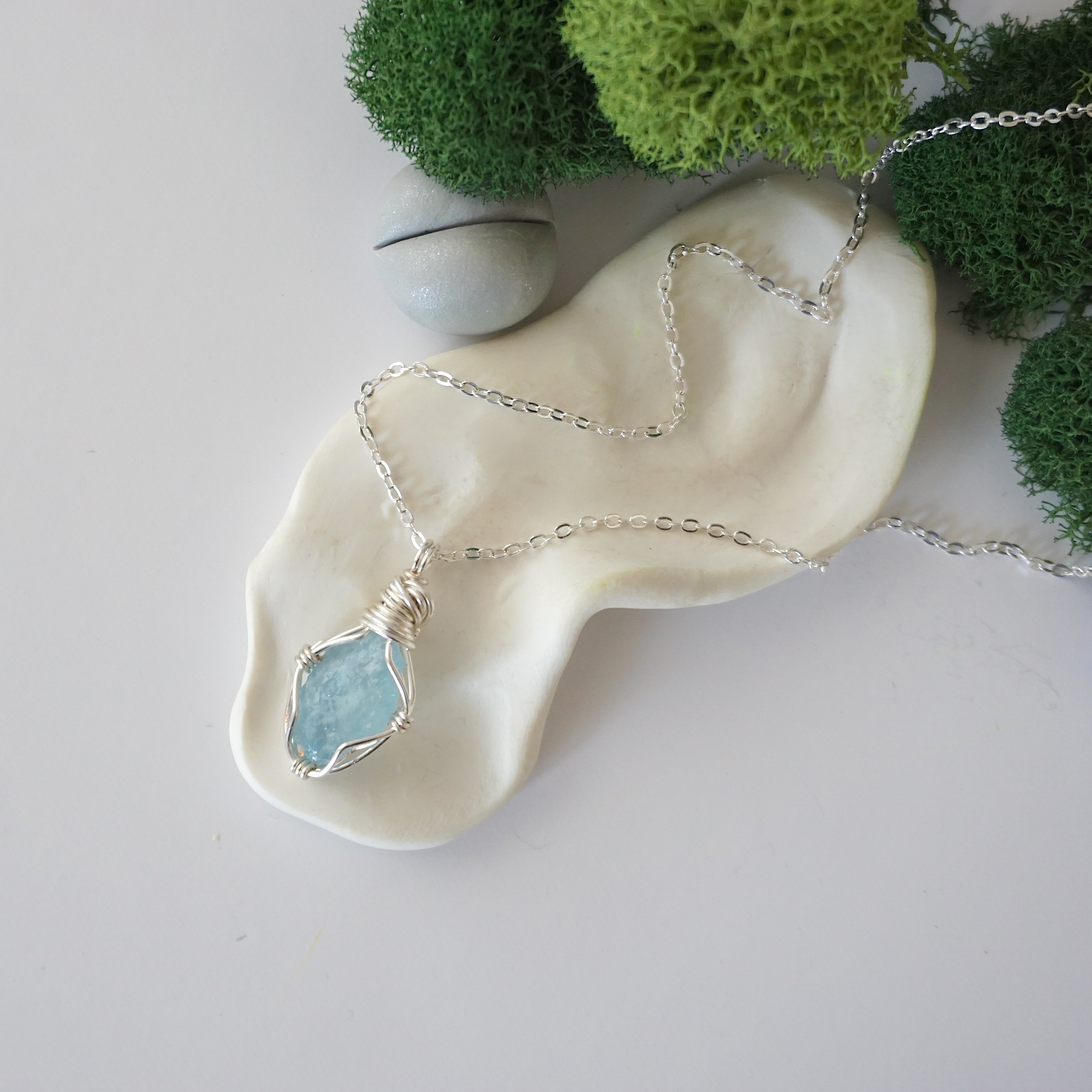 Elegant Aquamarine Birthstone Necklace - March Birthstone Jewelry for Women, Sterling Silver Pendant with Genuine Crystal | Perfect Gift for Mom, Daughter, Birthday & Anniversary
