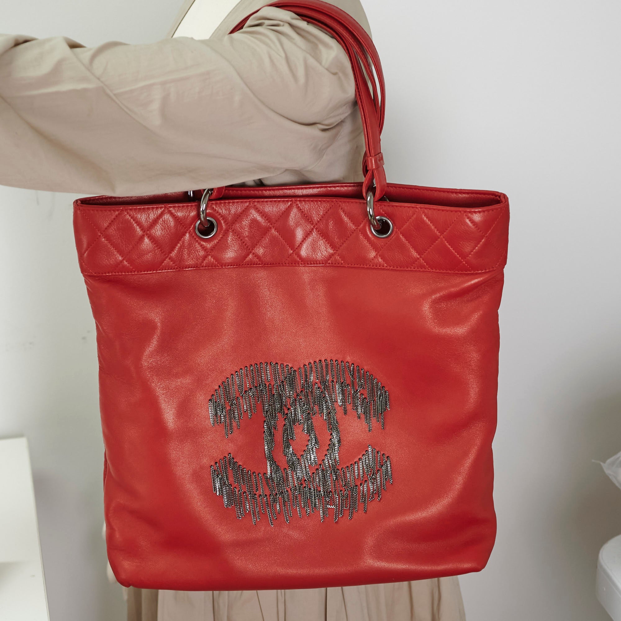 Chanel Cabaret Chain Fringe Lambskin Shoulder Bag in Red | Luxury Designer Handbag for Women | Perfect for Evening Parties, Date Nights & Special Occasions
