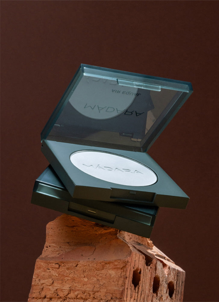 Madara Air Equal Soft Silk Mineral Powder - Lightweight Loose Setting Powder for Flawless Makeup Finish | Perfect for Daily Wear & Special Occasions