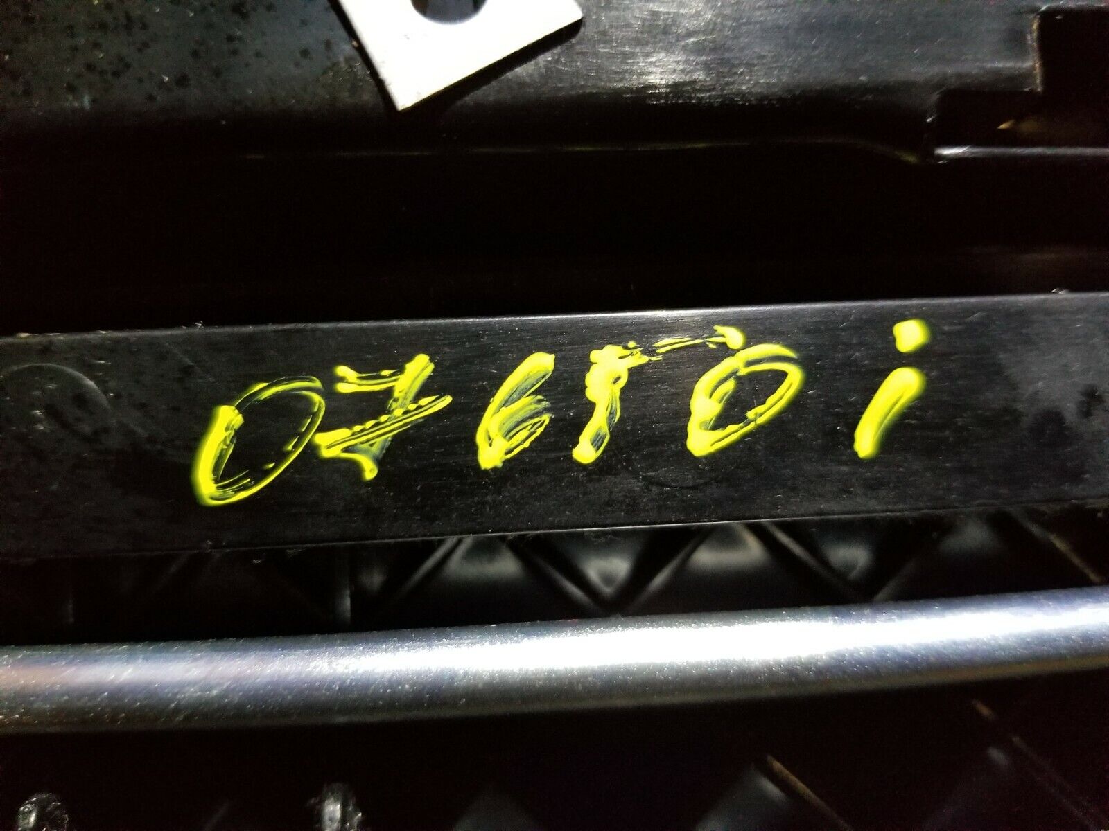 2006-2010 BMW 650i E63 Genuine OEM Glove Box Replacement - Perfect for Interior Restoration & Luxury Car Maintenance