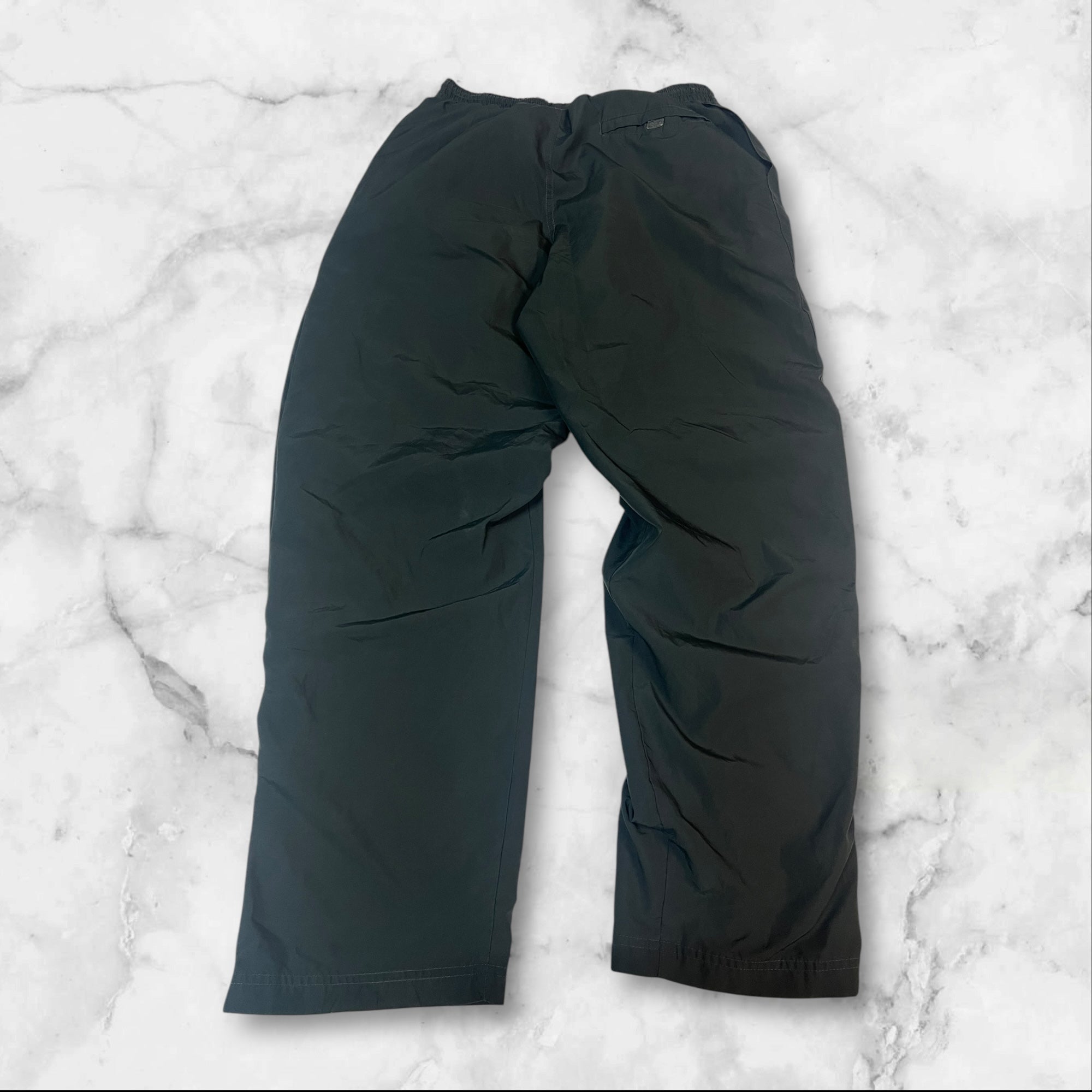 Vintage Nike Trackpants - Baggy M Fit S - 1898 Collection | Retro Athletic Joggers for Men | Perfect for Casual Wear, Street Style & 90s Fashion Outfits