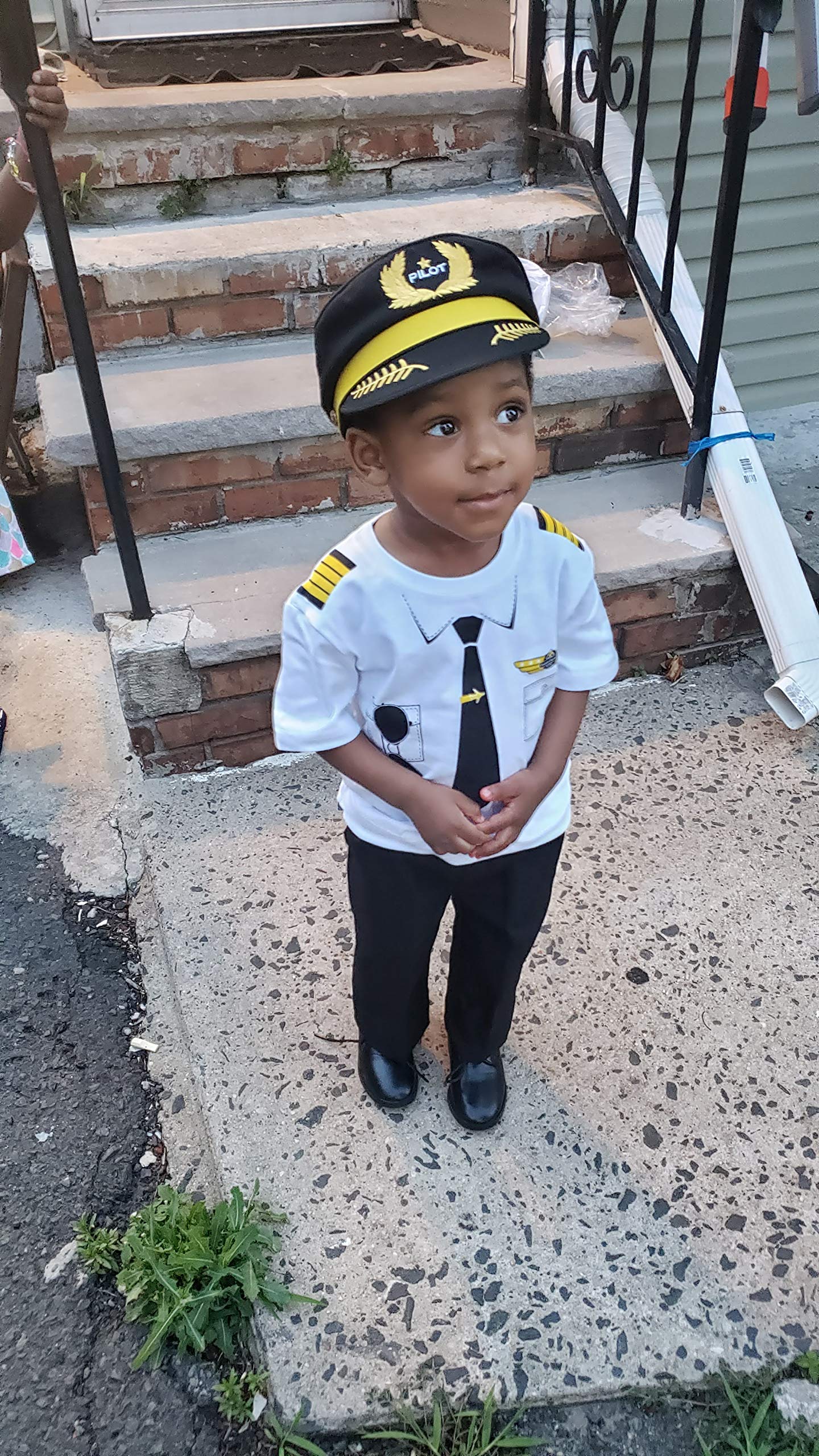 Daron Kids Pilot T-Shirt - Cute Airplane Graphic Tee for Boys & Girls | Soft Cotton Short Sleeve Shirt | Perfect for Aviation Theme Parties, School Days & Casual Wear