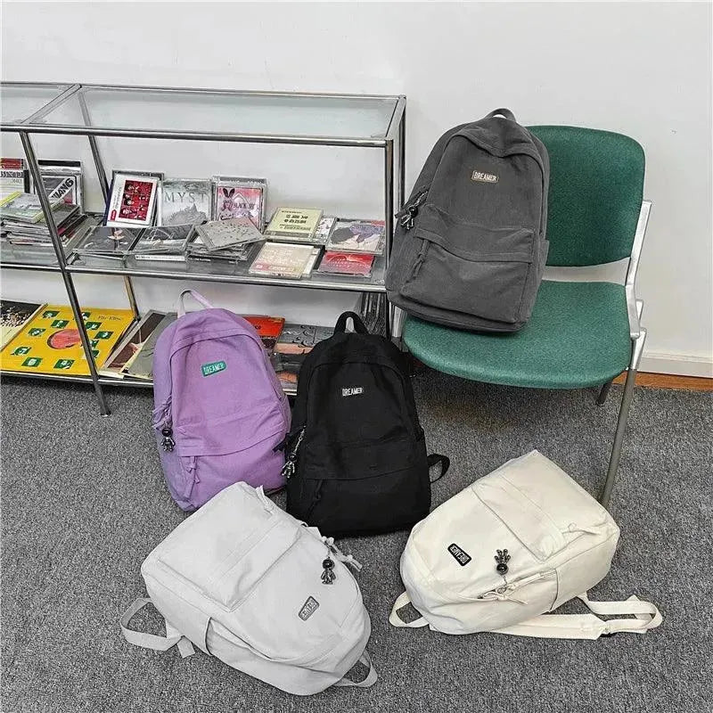 Stylish Large Travel Backpack for College Students - Perfect for Campus, Commuting & Weekend Getaways
