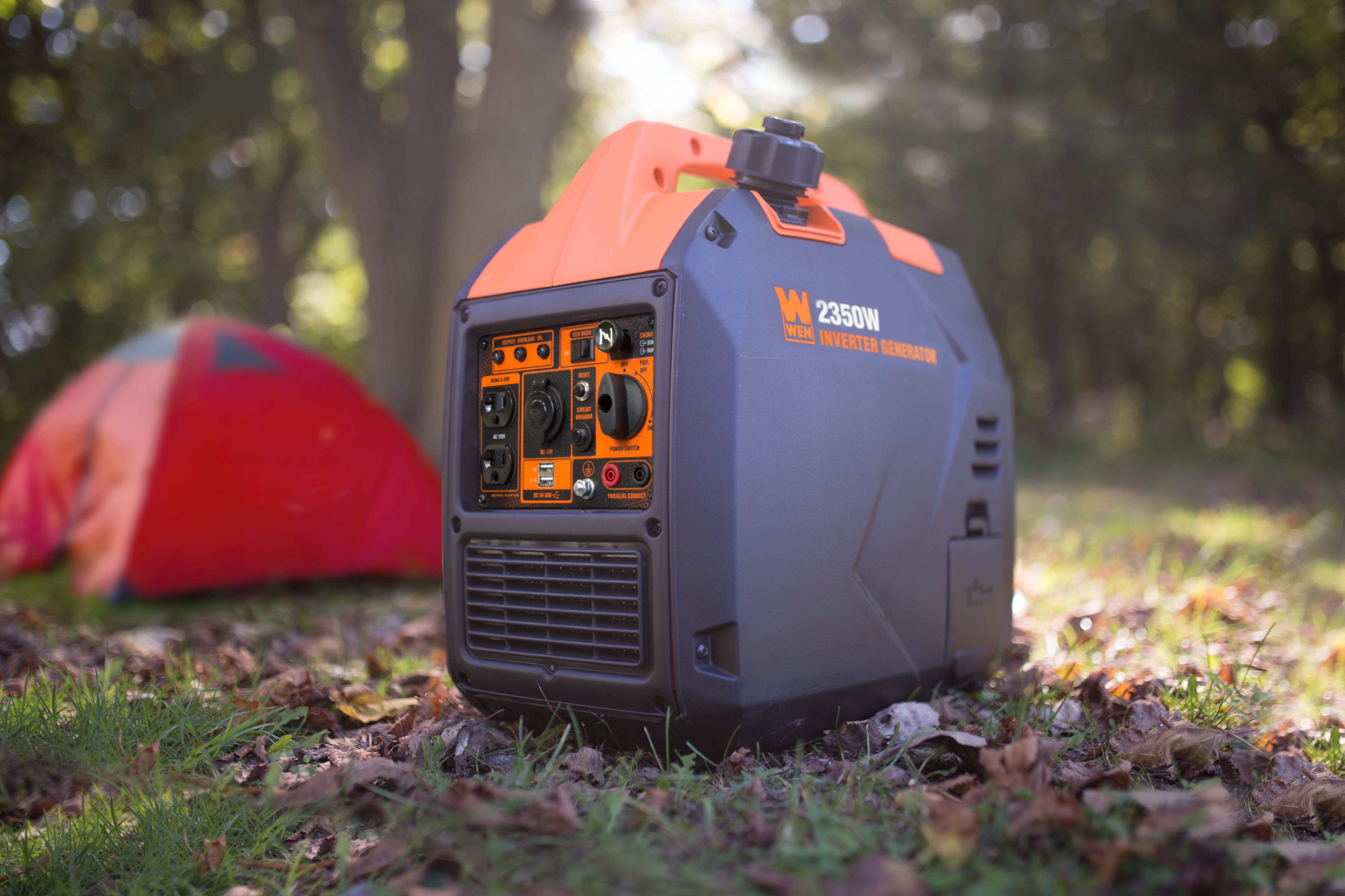 WEN R56235i 2350W Super Quiet Portable Inverter Generator with Fuel Shut Off - CARB Compliant, Ultra Lightweight (Certified Refurbished) - Perfect for Camping, RV Trips & Emergency Power Backup