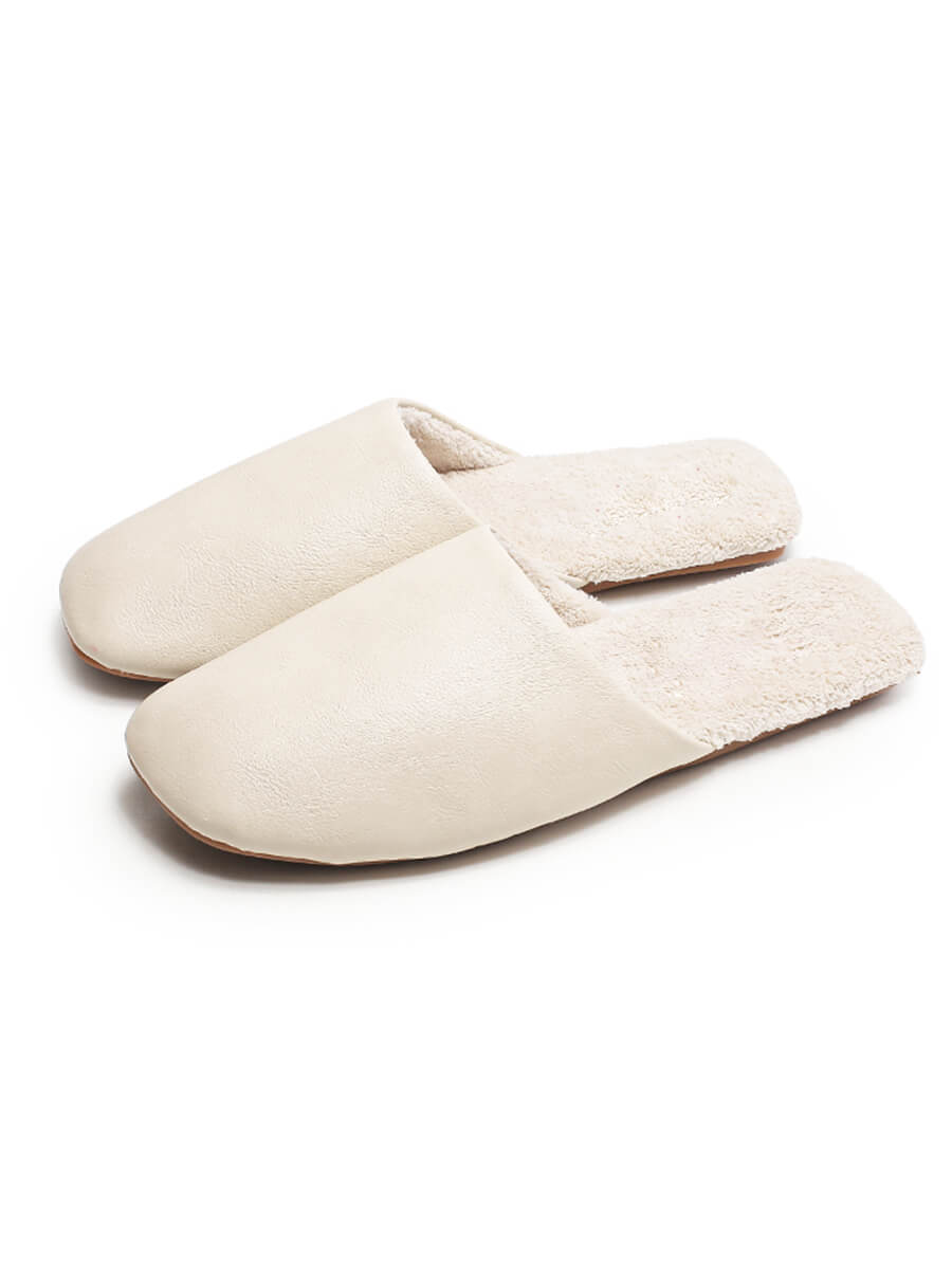 Elegant Cream Flat Bridal Slippers - Comfortable Wedding Shoes for Bride - Perfect for Ceremony, Reception & Honeymoon Getaway