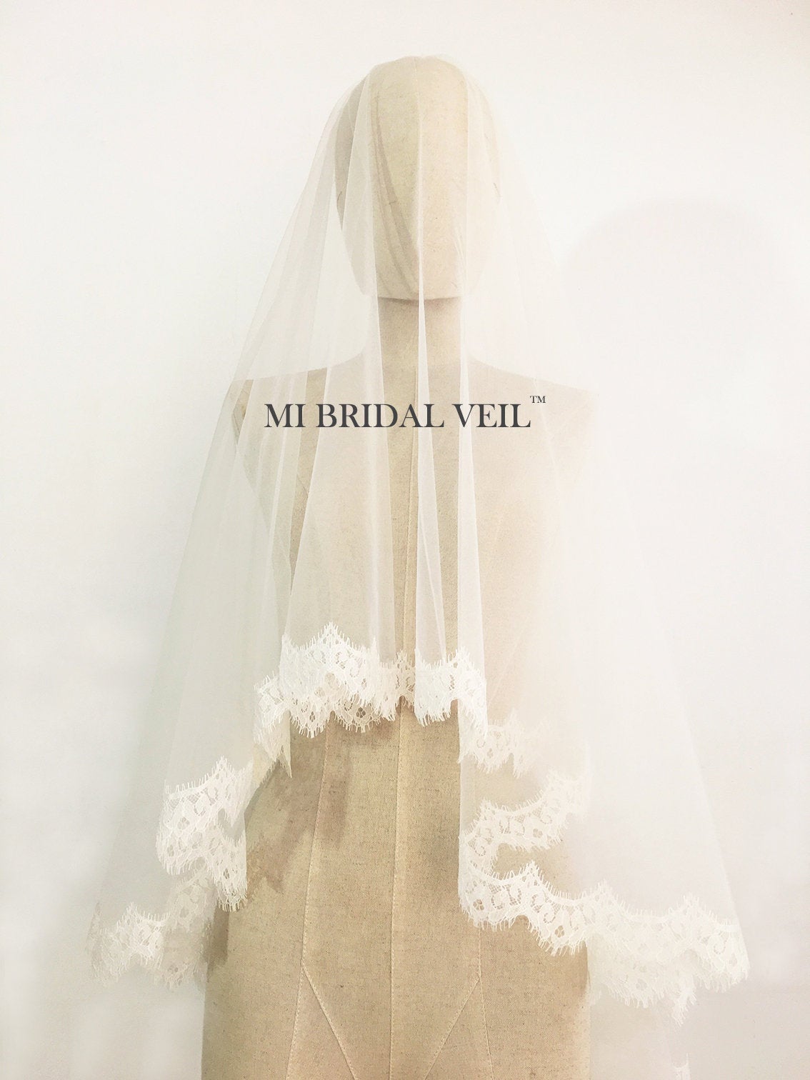 Elegant Cathedral Lace Wedding Veil with Blusher - Mantilla Lace Bridal Veil for Bride | Perfect for Church Weddings, Formal Ceremonies & Romantic Photos