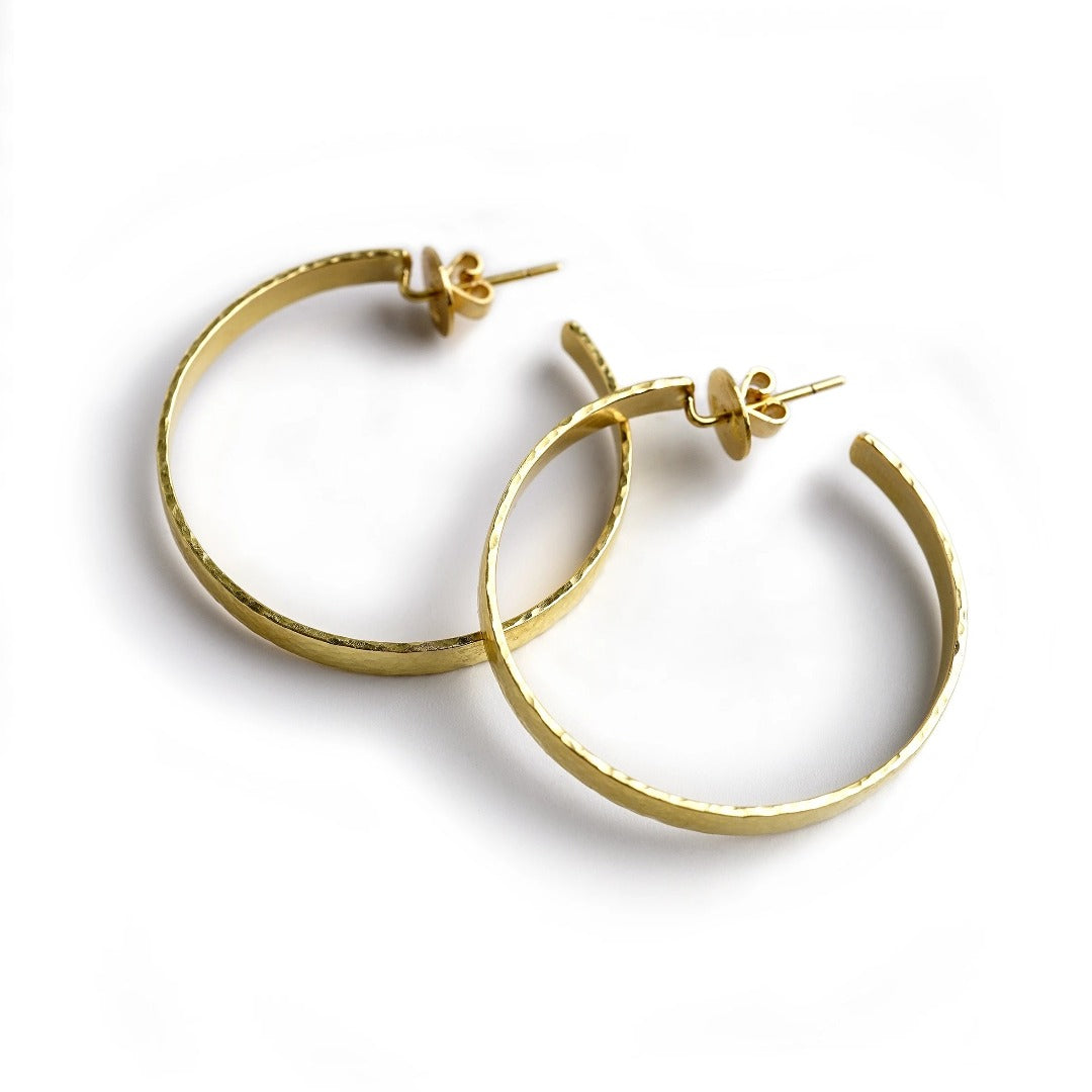 Elizabeth Locke Flat Ribbon Hoop Earrings - Sterling Silver Dainty Minimalist Jewelry for Women - Perfect for Everyday Wear, Office & Special Occasions
