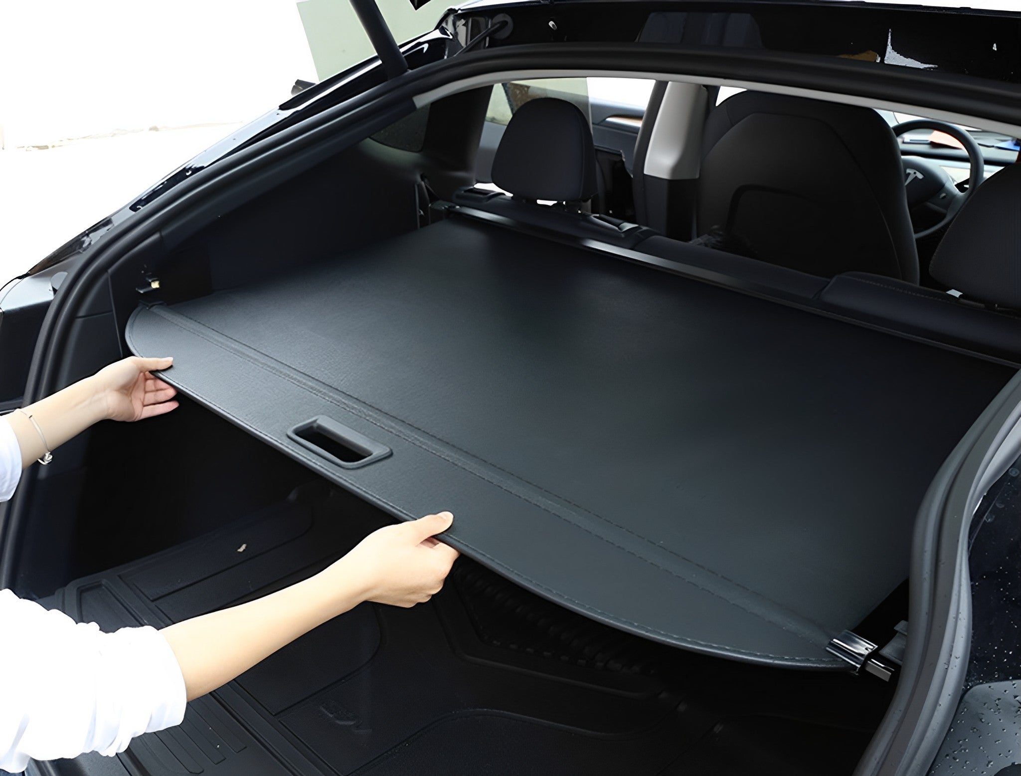 Premium Retractable Rear Trunk Cover for Tesla Model Y 2020-2023 | Car Privacy Shade, Security Protection & Noise Reduction | Perfect for Road Trips, Camping & Pet Safety