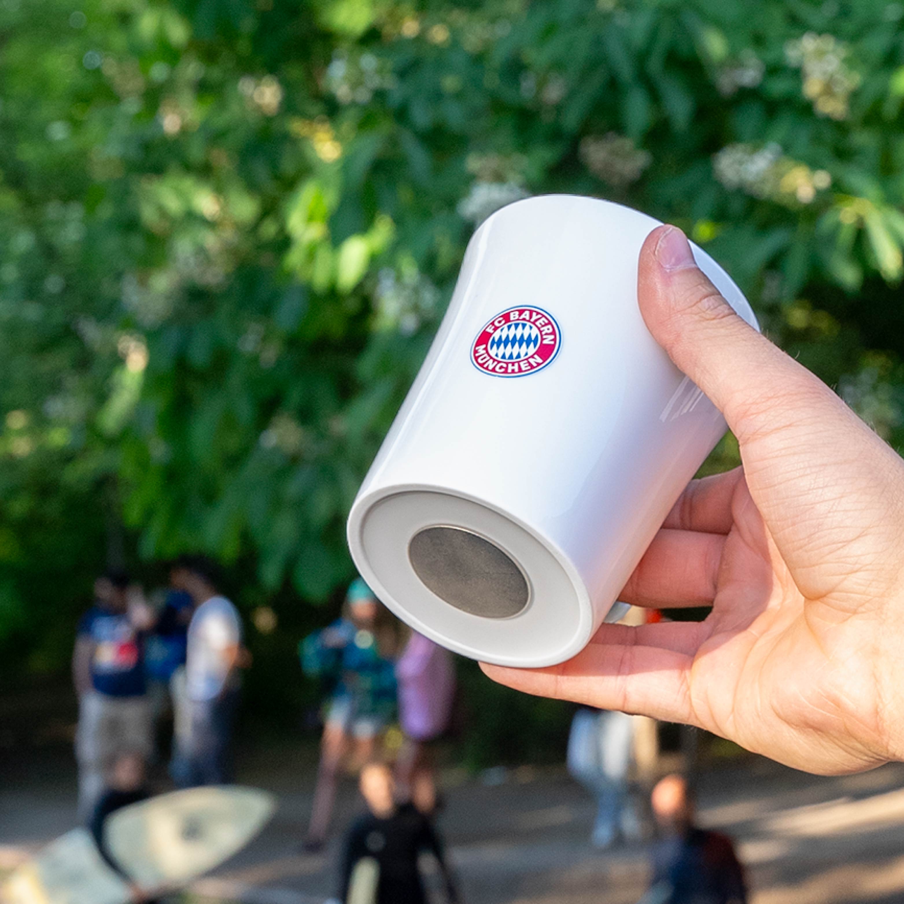 FC Bayern Munich Porcelain Coffee Mugs with Magnet - Official Merchandise for Fans - Perfect for Home, Office & Gifting
