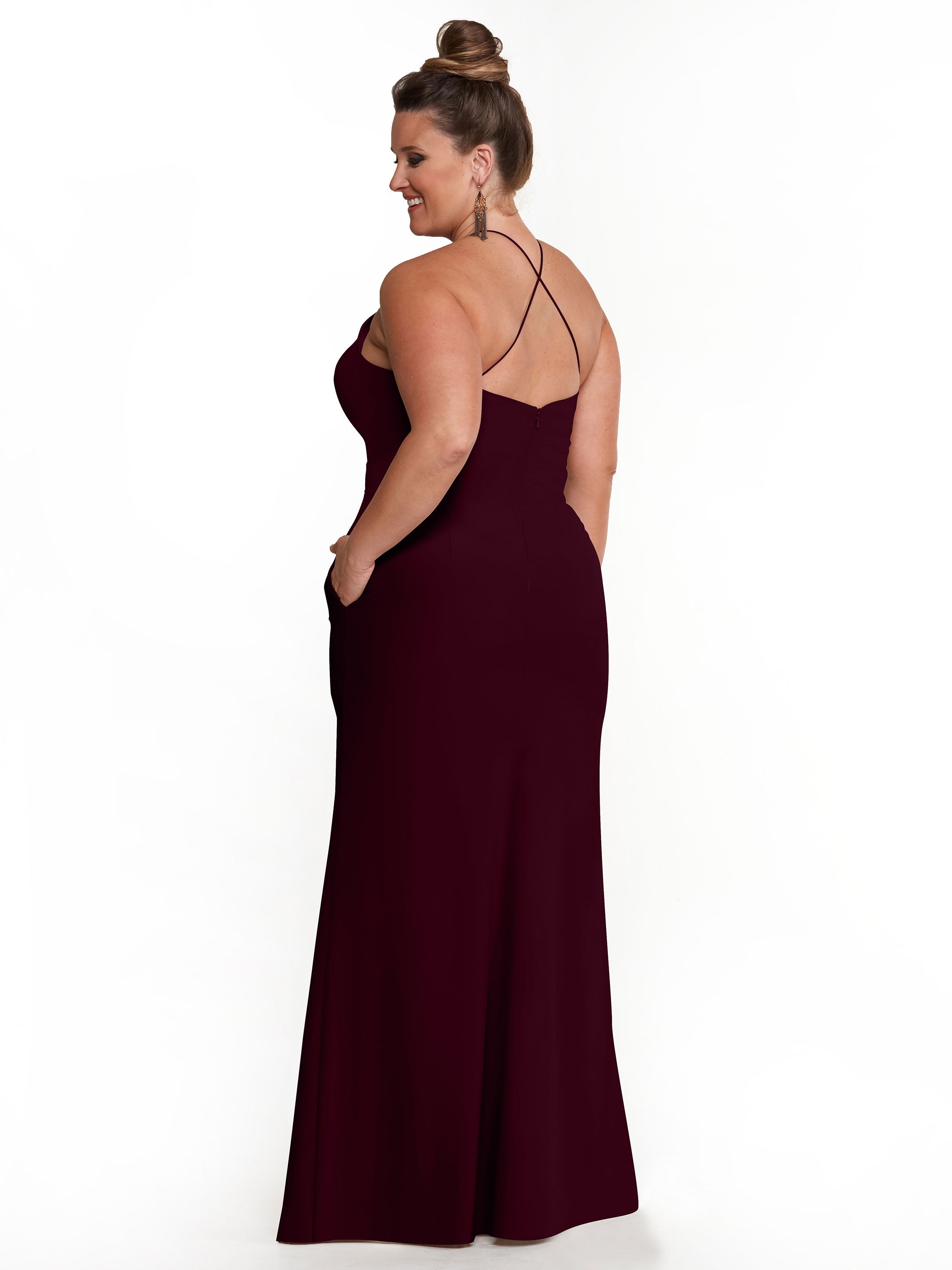 Elegant 83026 Sheath Stretch Chiffon Bridesmaid Dress with Halter Neckline & High Slit - Perfect for Weddings, Formal Events & Evening Parties