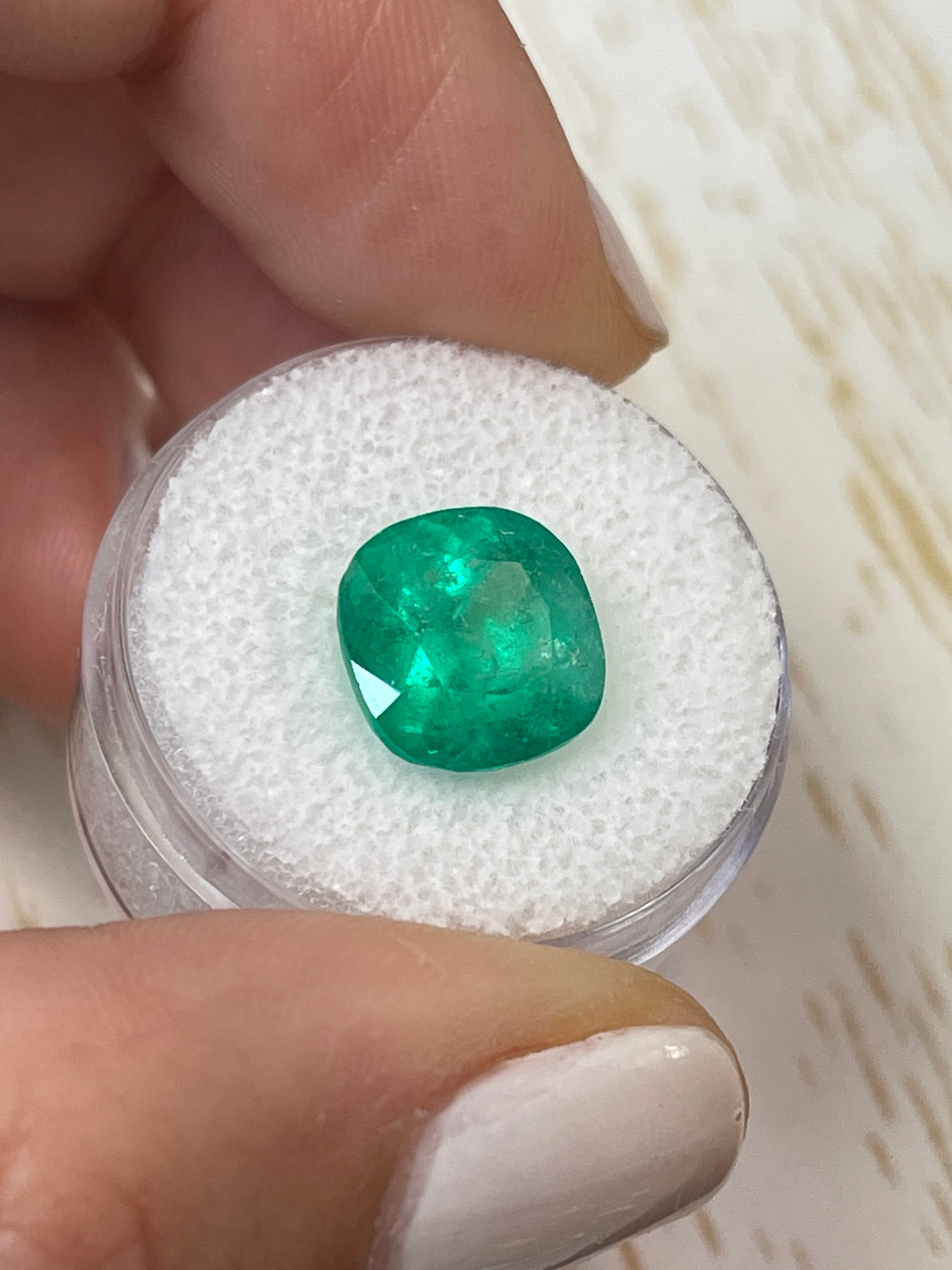 5.83 Carat 11x11mm Natural Colombian Emerald Loose Gemstone - Cushion Cut Classic Green for Jewelry Making, Engagement Rings & Luxury Gifts