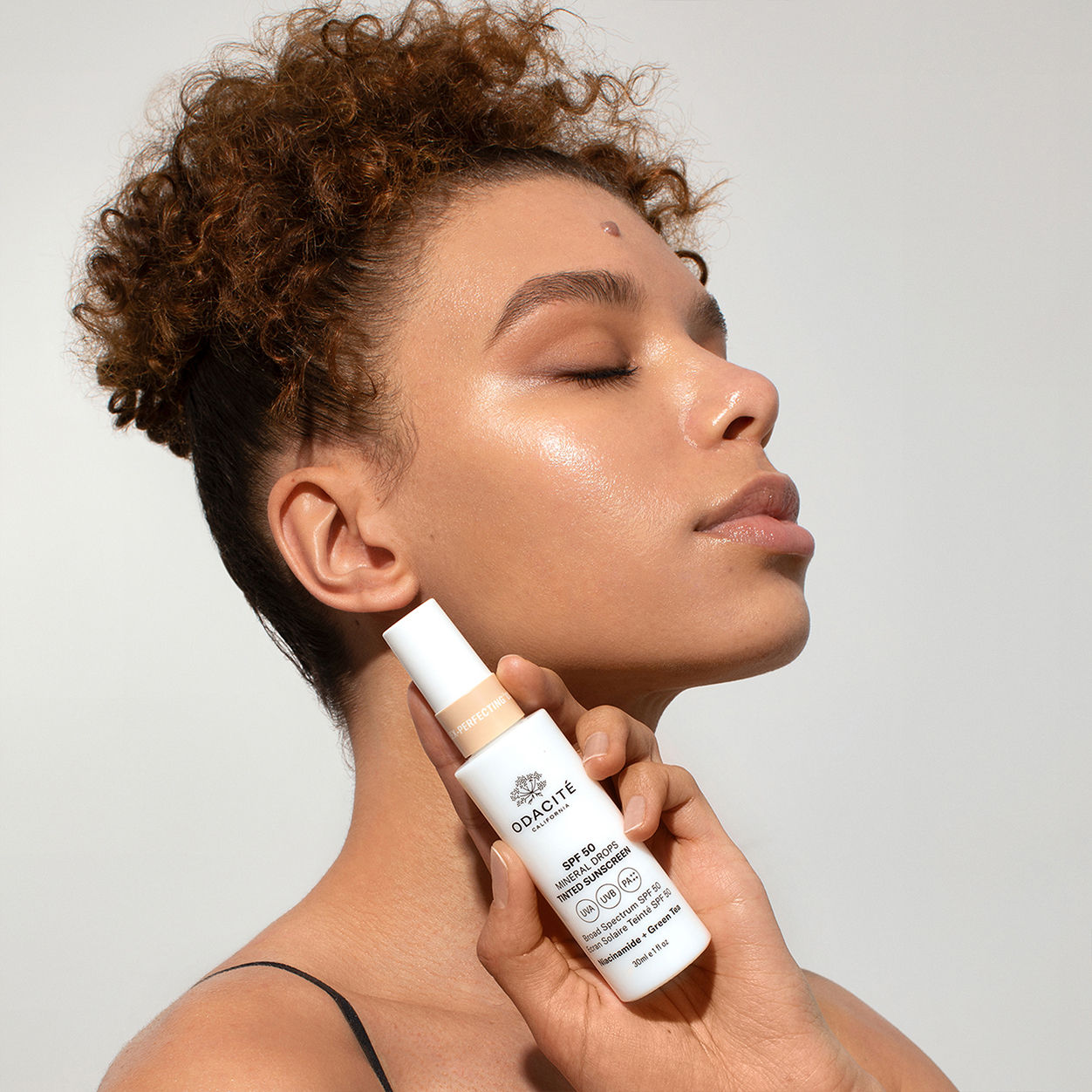 Flex Perfecting Mineral Drops Tinted Sunscreen SPF 50 - Oil-Free Face Sunscreen for Daily Use, Natural Glow & UV Protection - Perfect for Beach, Outdoor Activities & Everyday Wear