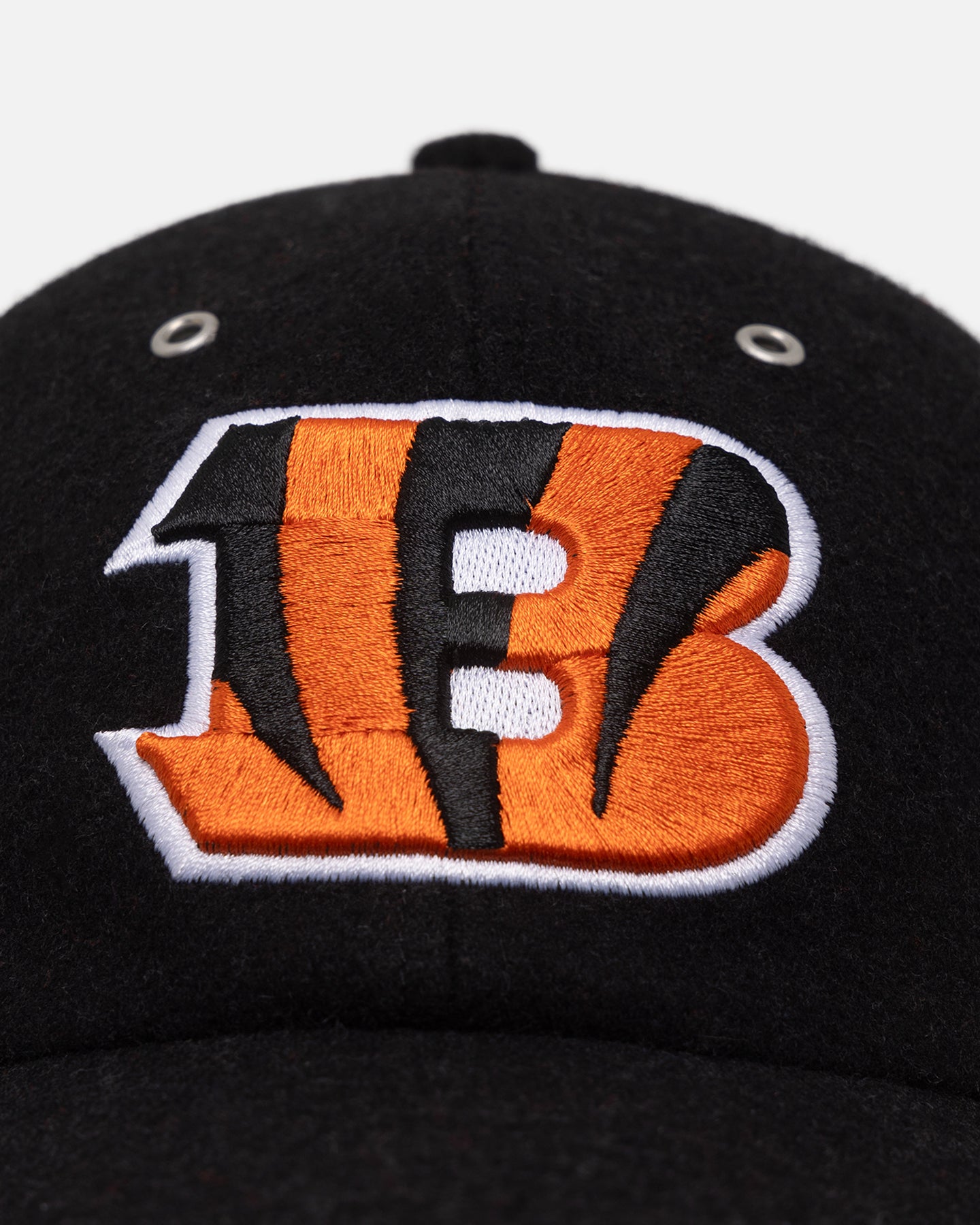 47 Brand Cincinnati Bengals Wooly Clean Up Strapback Black Hat - Adjustable Snapback for NFL Fans - Perfect for Game Day, Tailgating & Casual Wear