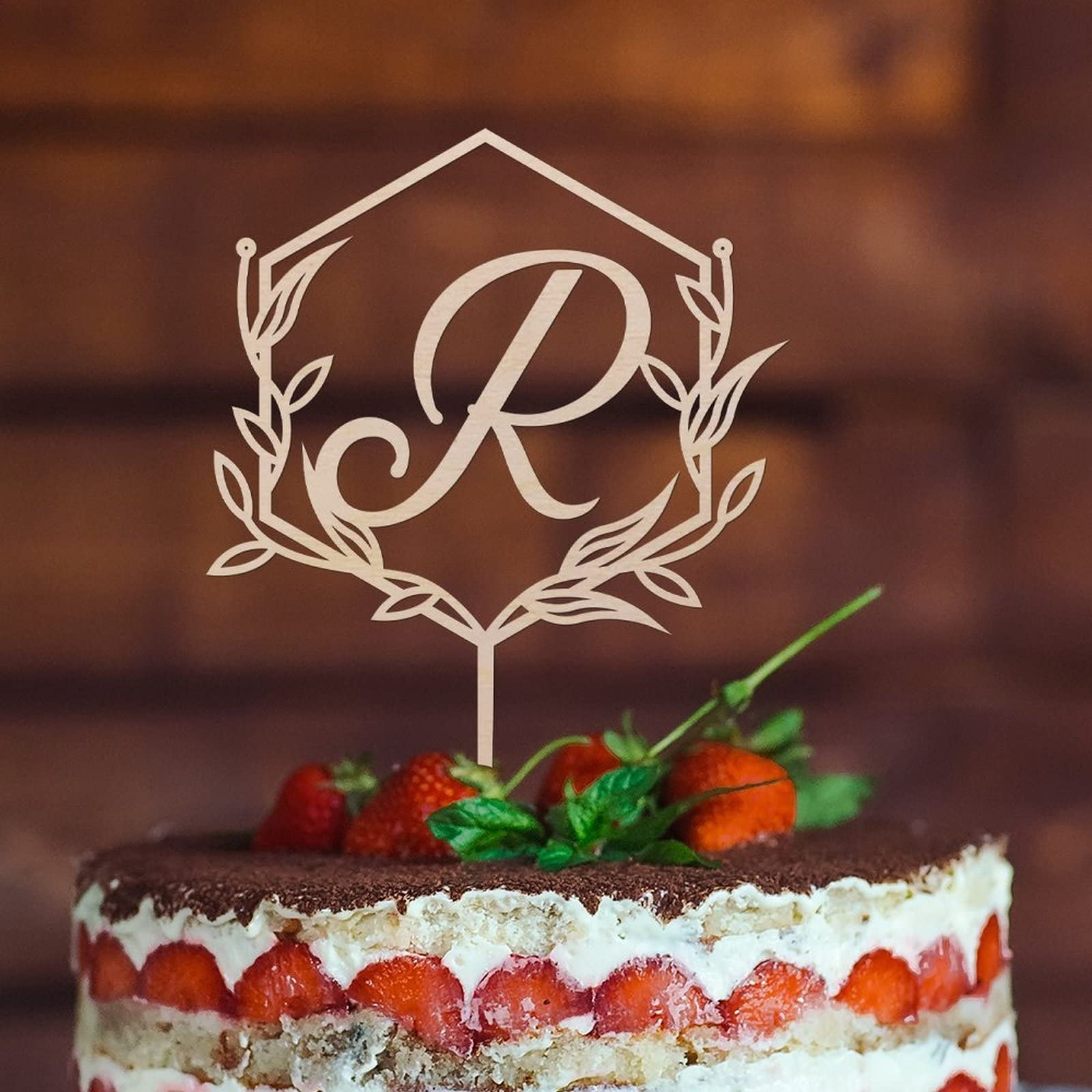 Personalized Wooden Monogram Cake Topper - Rustic Initial Letter R Wreath for Wedding, Birthday & Anniversary Cakes - Handmade Cake Decoration (Design 03)