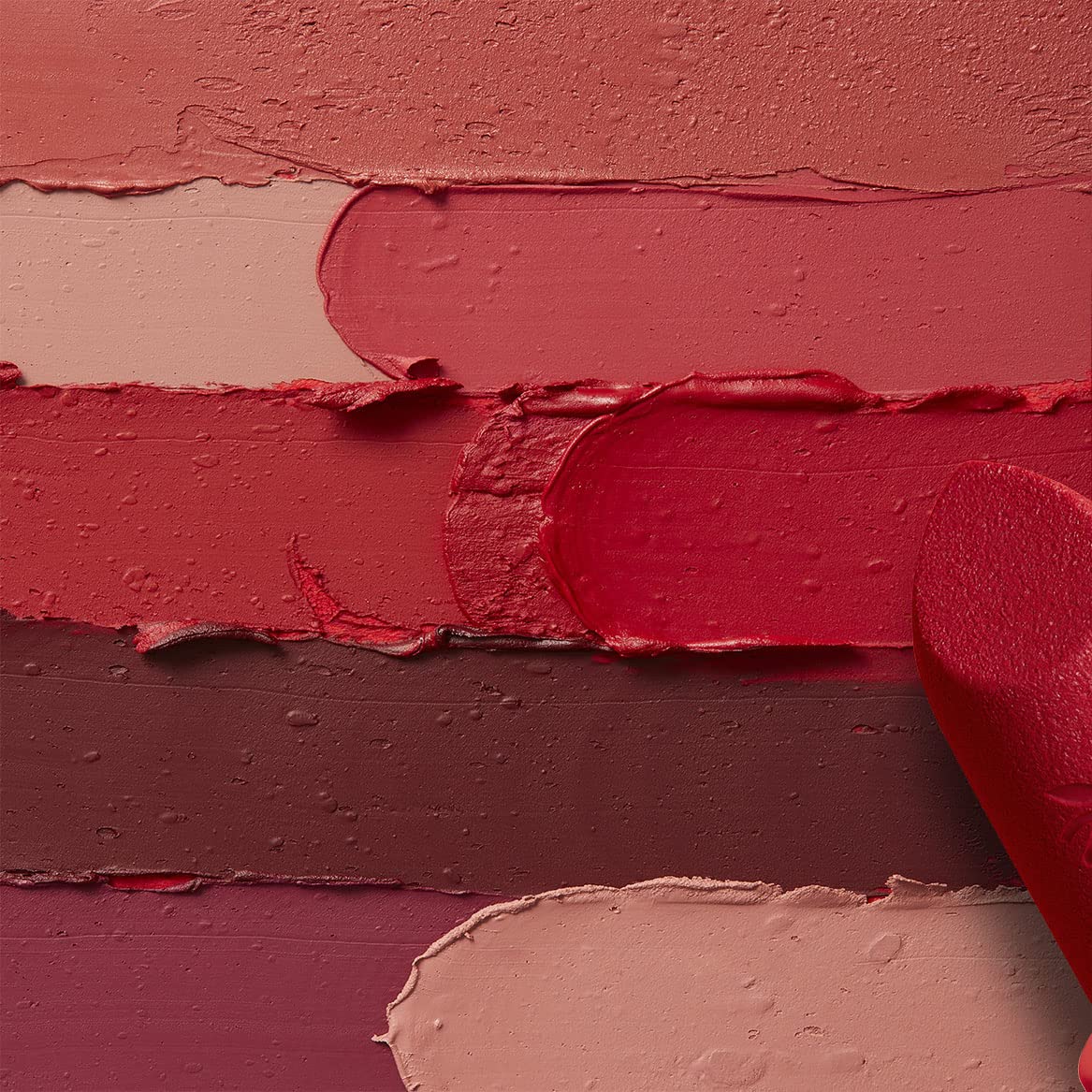 DEBORAH Milano Matte Lipstick - 34 Red in Winter, Collagen & Hyaluronic Acid Infused, Long-Lasting Intense Color & Volumized Lips, Nourishing Formula, 4.5g - Perfect for Winter Makeup & Special Occasions
