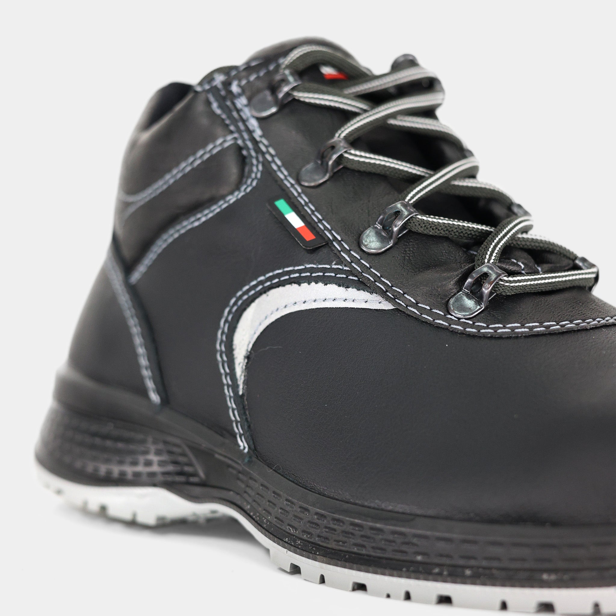 Oxford Safety Shoes for Men & Women - Non-Slip Work Shoes with Steel Toe - Comfortable & Durable for Construction, Warehouse & Industrial Work