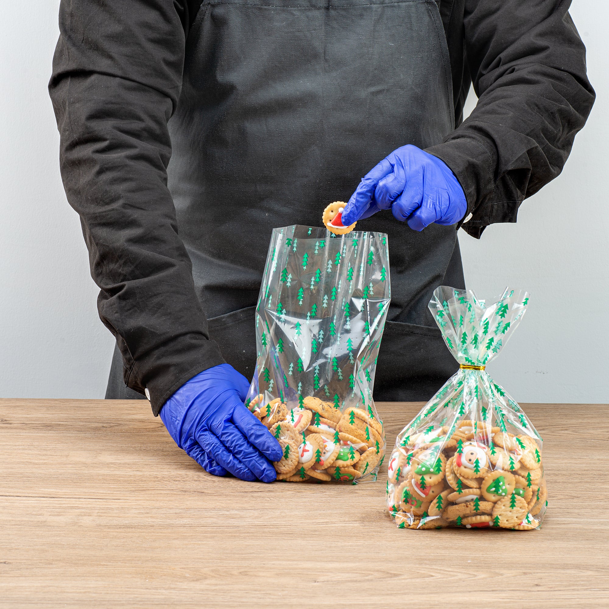 Plastic Candy Bags for Christmas Trees - 5x3x11 Inch Gusseted Treat Bags (100 Count) - Perfect for Holiday Candy, Party Favors & Gift Packaging