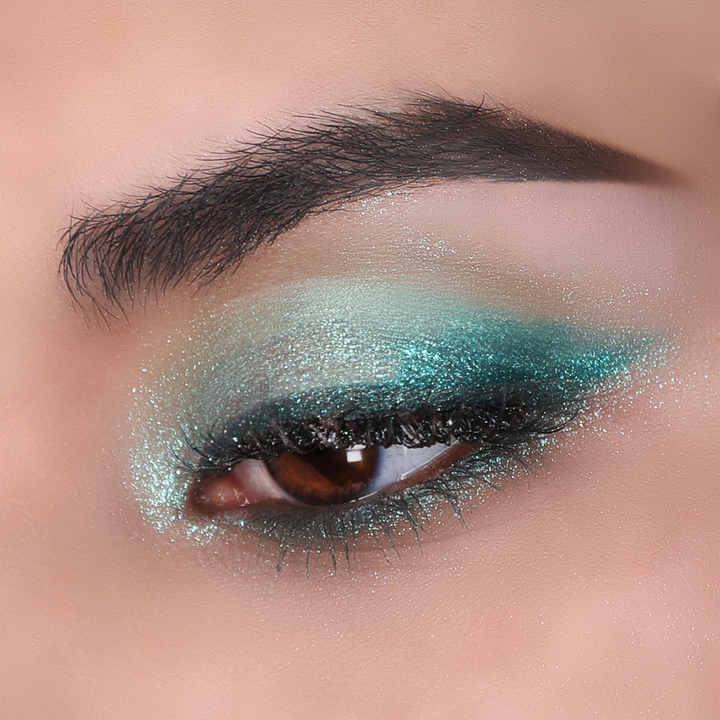 10 Pack Aquamarine Chroma Light Shadow - High Pigment Eye Makeup for Stunning Looks | Perfect for Parties, Weddings & Special Occasions