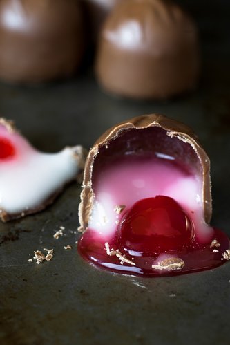 Premium Chocolate Covered Cherries Fragrance Oil - 4 Oz Bottle for Candles, Soaps & Diffusers - Sweet Gourmand Scent for Home & Spa Relaxation