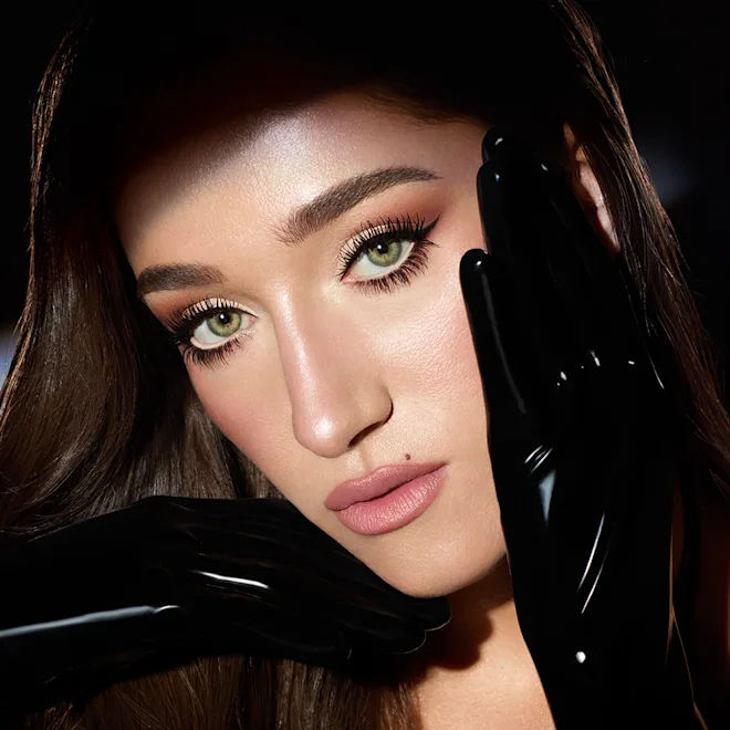 Hollywood Exaggerated Eyeliner Duo - Waterproof & Long-Lasting - Perfect for Dramatic Eye Looks & Cosplay Makeup