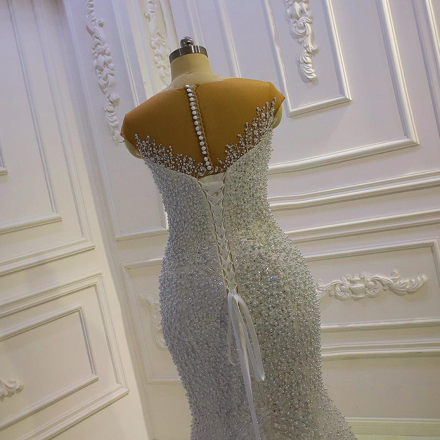 Elegant AM1158 Lace & Pearls Mermaid Wedding Dress for Bride - Perfect for Beach, Church, and Formal Wedding Ceremonies
