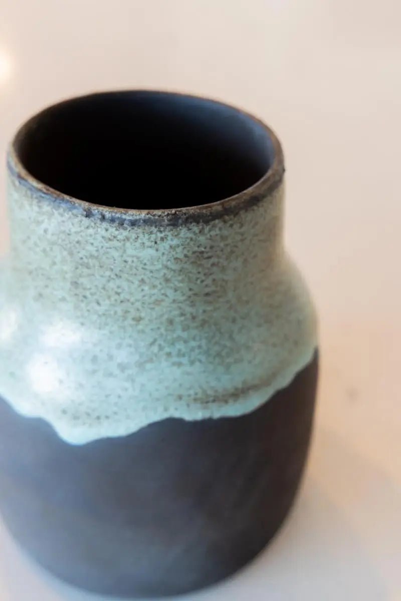 Large Stoneware Decorative Plant Pot - Dark Chocolate & Creamy Green Handmade Ceramic Planter for Indoor/Outdoor Plants - Perfect for Home Decor, Garden, Patio & Office Spaces