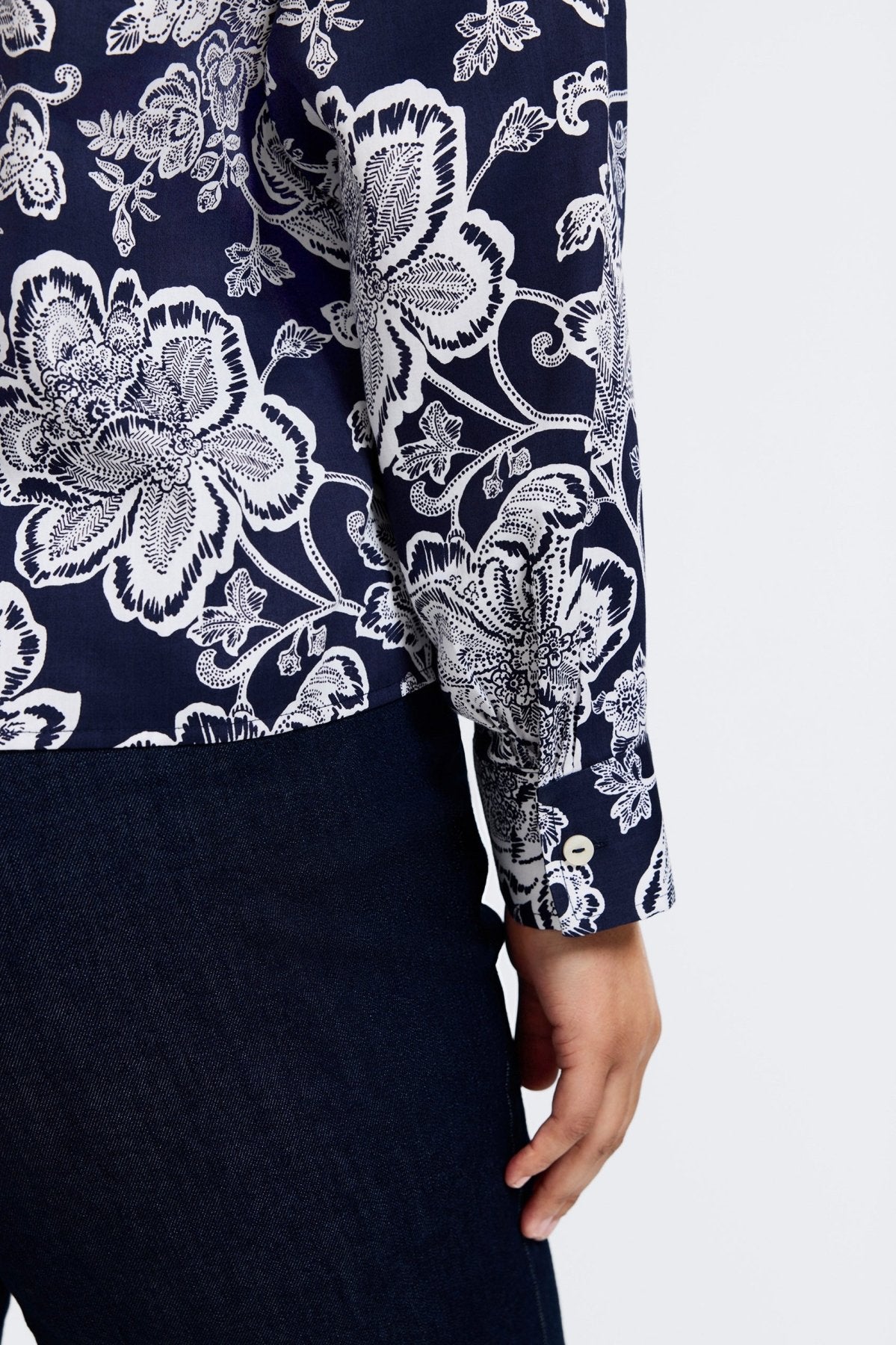 Marina Plus Women's Floral Print Long Sleeve Blouse - Stylish Woodblock Design for Casual Wear & Office Outfits