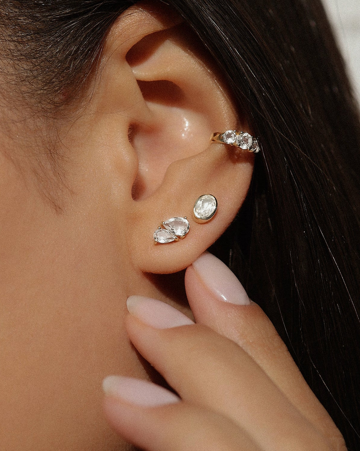 Oval Bezel Stud Earrings for Women - Elegant Gold/Silver Cubic Zirconia Earrings for Daily Wear & Special Occasions
