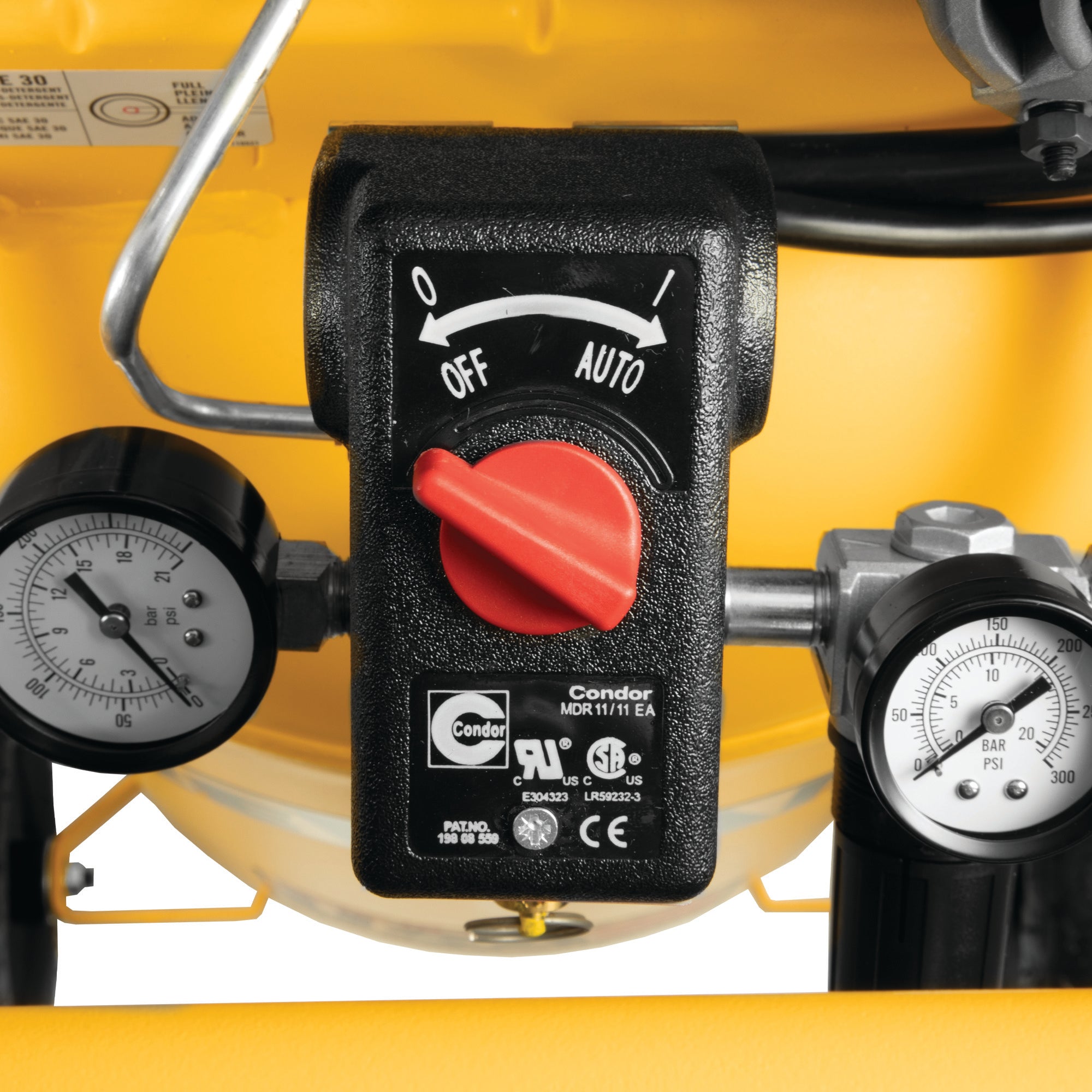 DeWALT DXCM251 25 Gallon 200 PSI Vertical Portable Oil-Lubricated Air Compressor for Construction, Woodworking & Automotive Repair