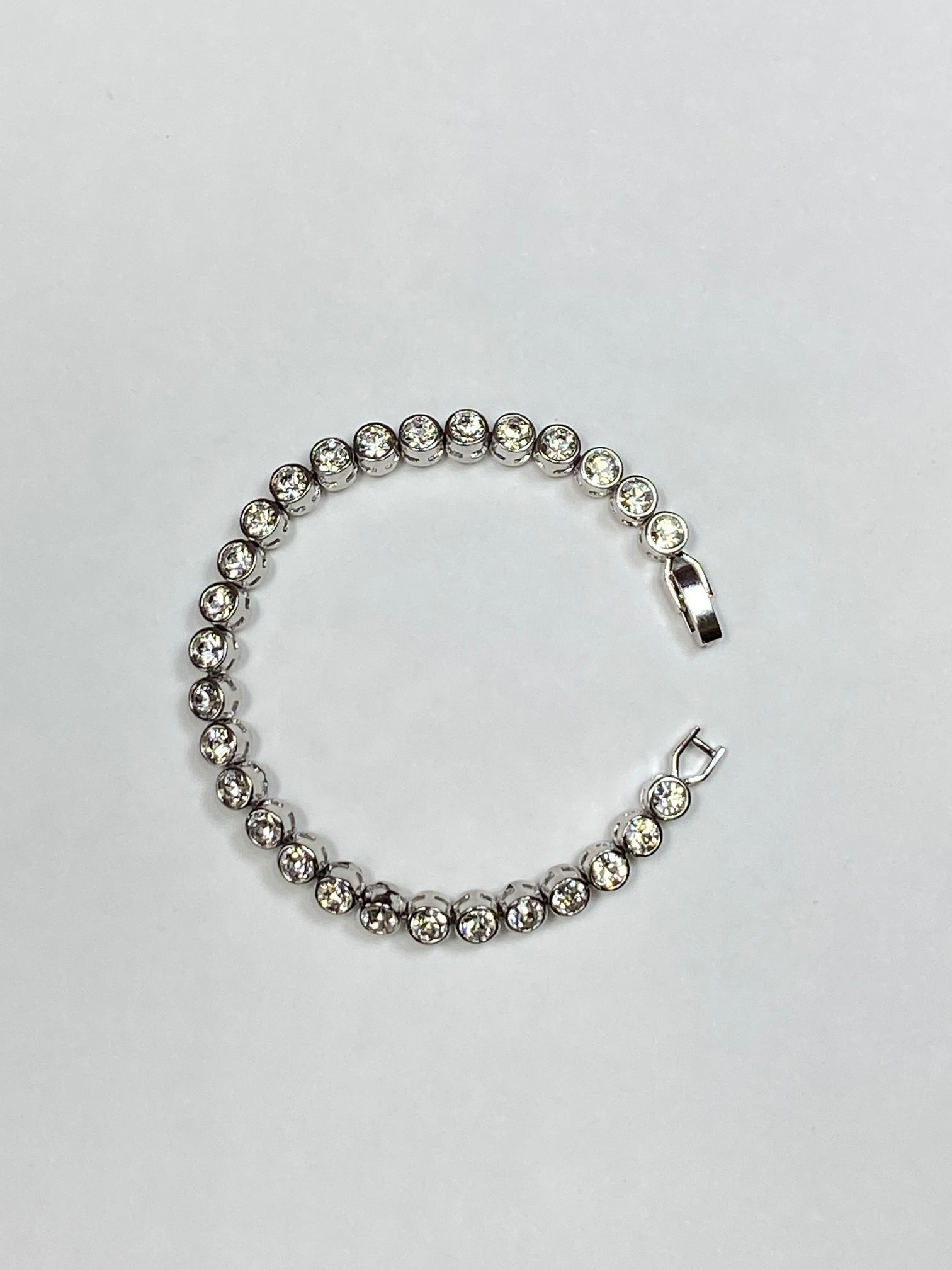 Swarovski Crystal Tennis Bracelet for Women - Elegant & Sparkling Jewelry Gift for Anniversary, Wedding, Party | Premium Austrian Crystals, Durable Sterling Silver Chain