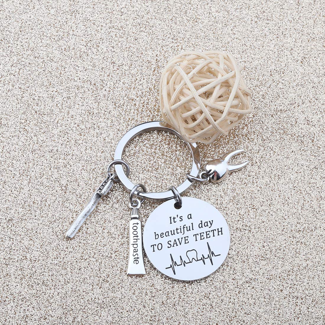 Dental Hygienist Keychain - CHOORO Dentist Gift for Dental Professionals - 'It's A Beautiful Day To Save Teeth' Engraved Keyring - Perfect for Graduation, Appreciation & Daily Use
