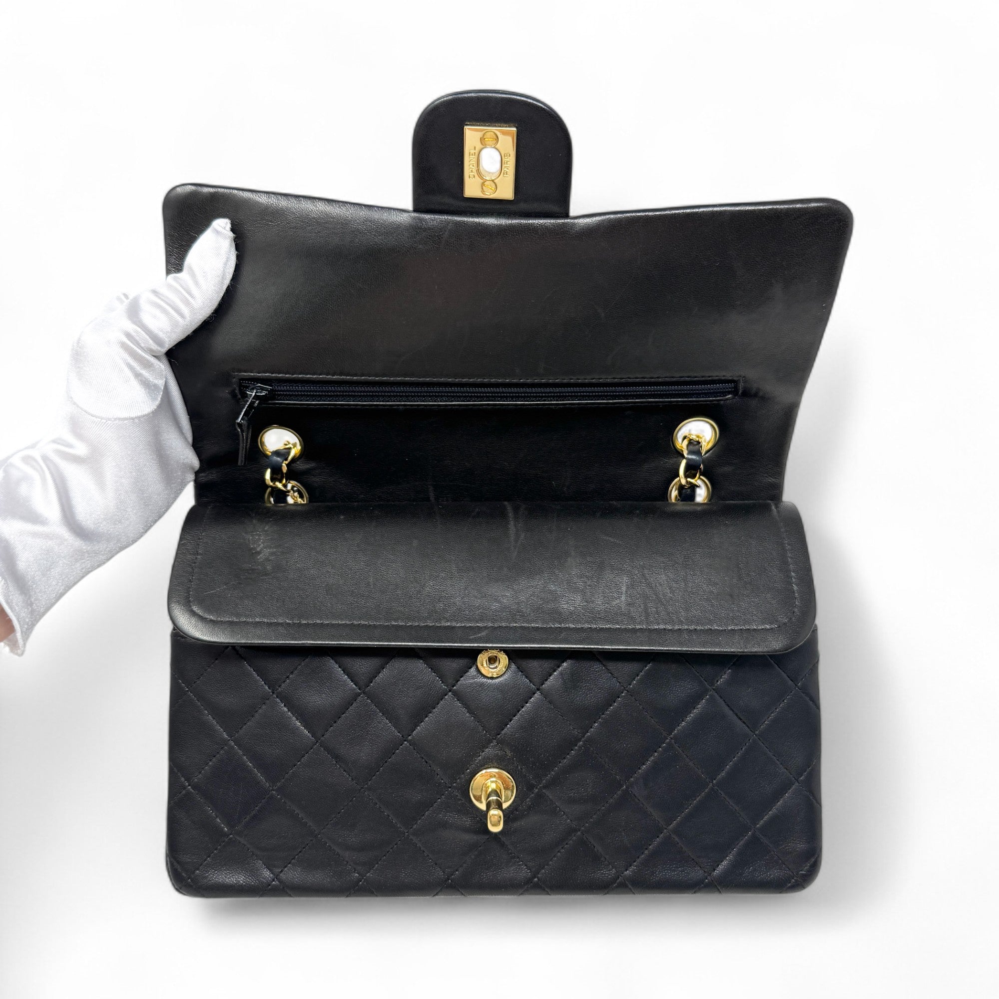 Chanel Black Medium Vintage Classic Flap Bag - Timeless Luxury Handbag for Women | Perfect for Evening Events, Date Nights & Special Occasions
