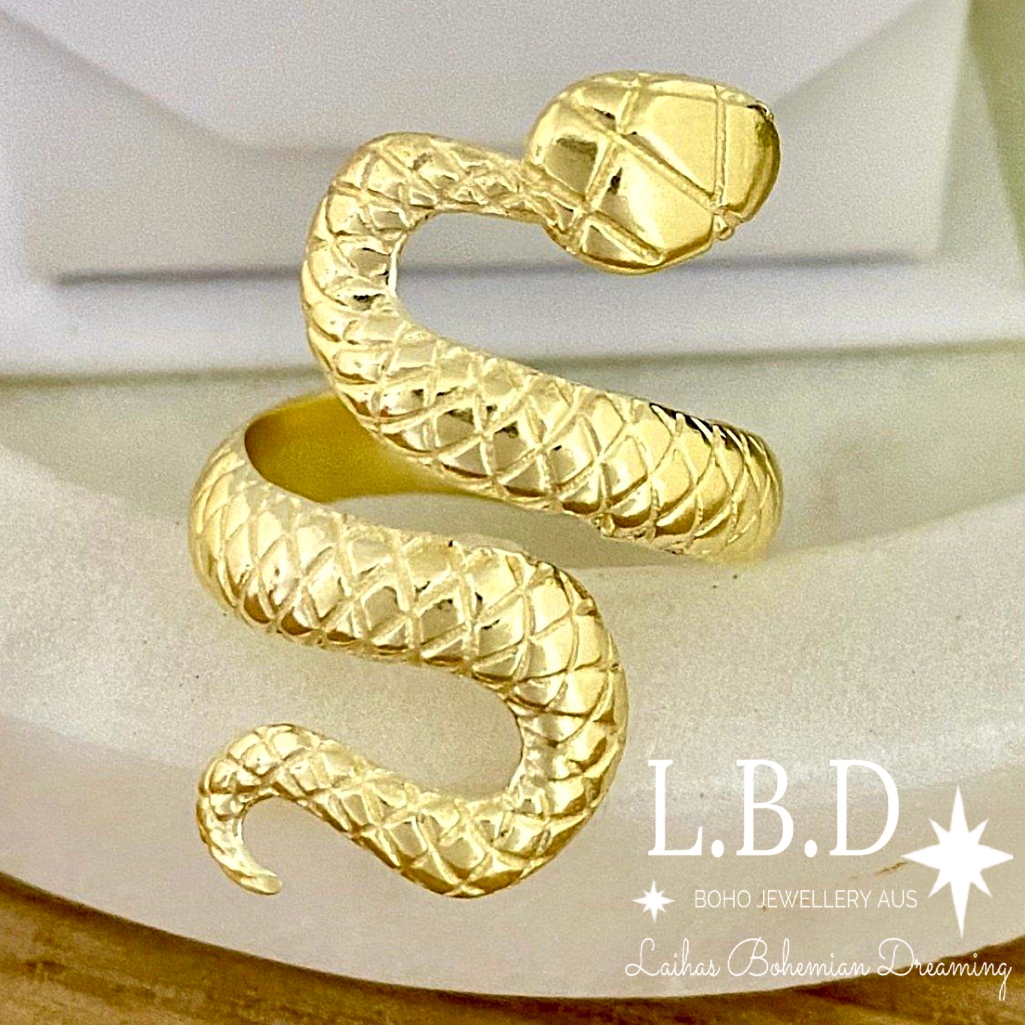 Laihas Spiritual Rebirth Gold Snake Ring - Elegant Serpent Jewelry for Women, 18K Gold Plated Fashion Statement Piece - Perfect for Boho Chic, Witchy Aesthetic & Spiritual Jewelry Lovers