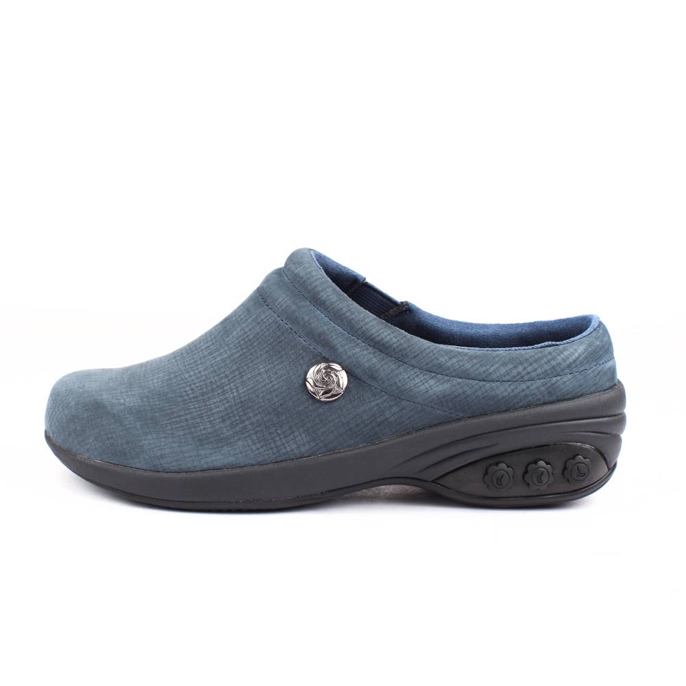 Molly Women's Comfortable Leather Clogs - Soft Slip-On Shoes for Women - Casual House Slippers & Garden Shoes for Walking, Errands, and Relaxing at Home