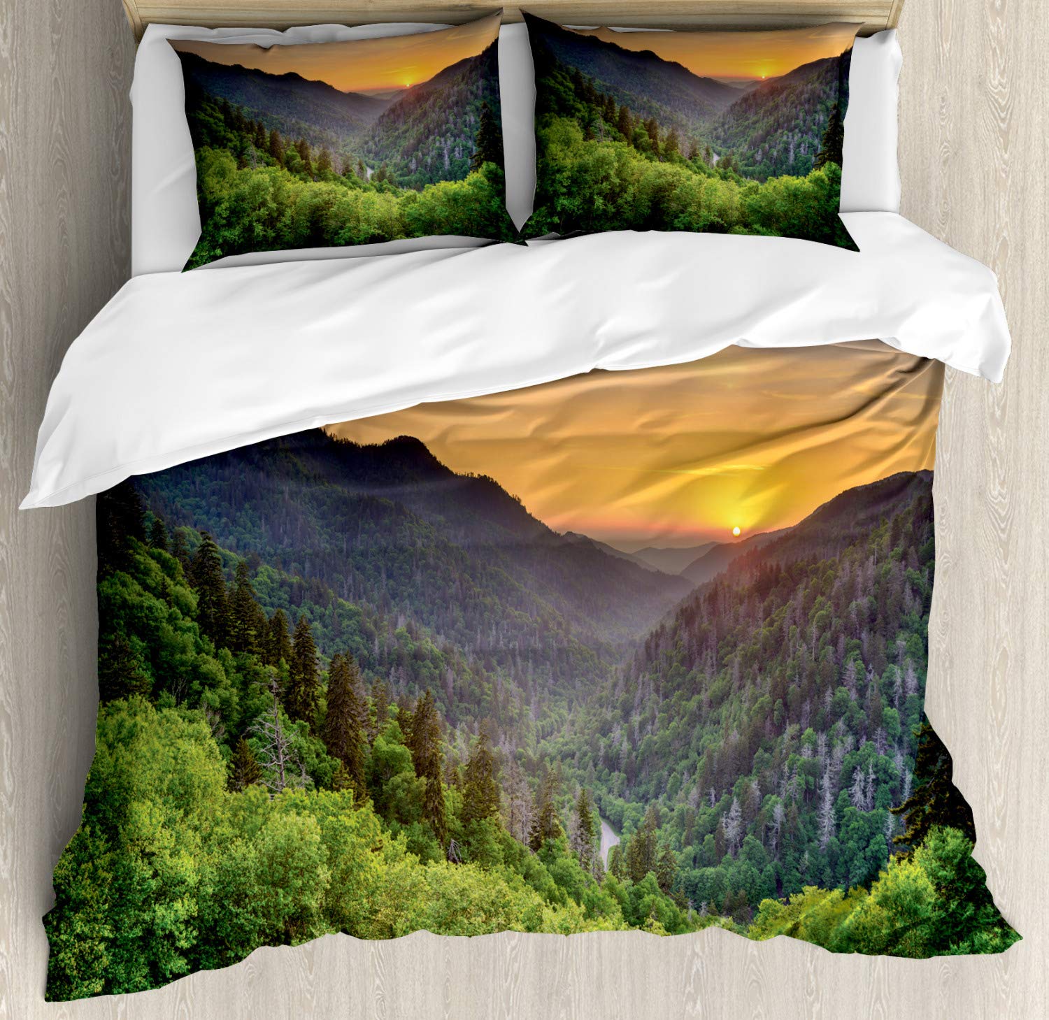 Ambesonne Appalachian Duvet Cover Set - King Size Sunset Panoramic Photo Print from Smoky Mountains | 3-Piece Bedding Set with 2 Pillow Shams | Multicolor Decorative Comforter Cover | Perfect for Master Bedroom, Guest Room & Vacation Homes