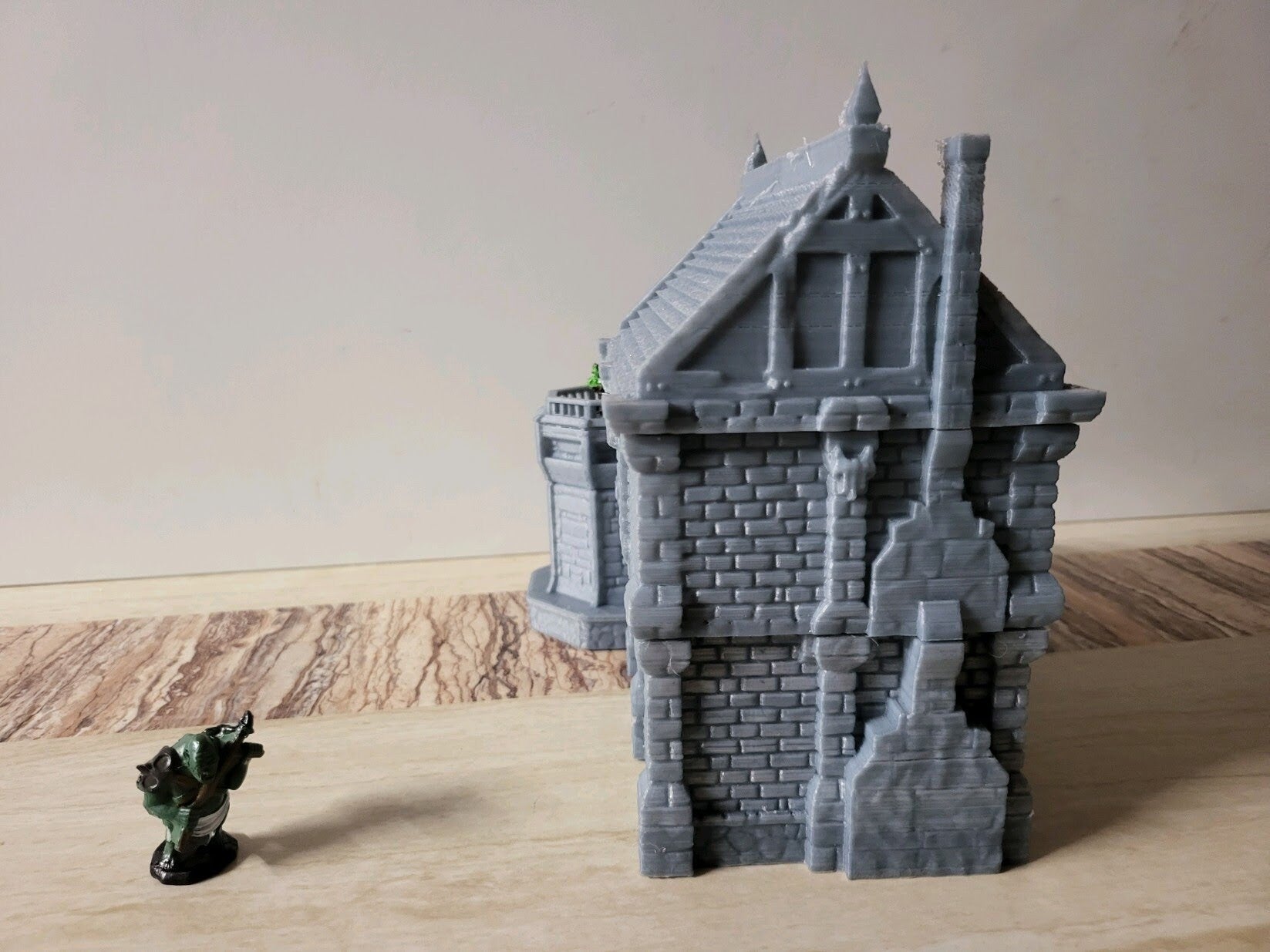 Ulvheim Noblehouse 28mm Scale Drennheim Dungeons & Dragons Miniature Terrain Set - Perfect for D&D RPG Tabletop Gaming & Wargaming Scenes