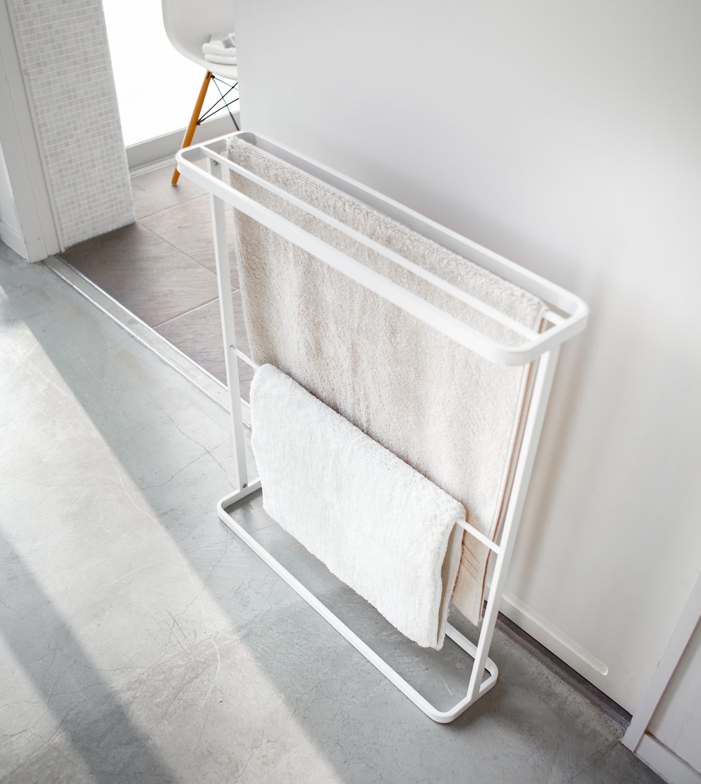Stainless Steel Bath Towel Hanger - 30 Inch Heavy Duty Wall Mounted Hook for Bathroom, Spa, Pool & Gym Organization | Rustproof Durable Design for Wet Towels & Robes