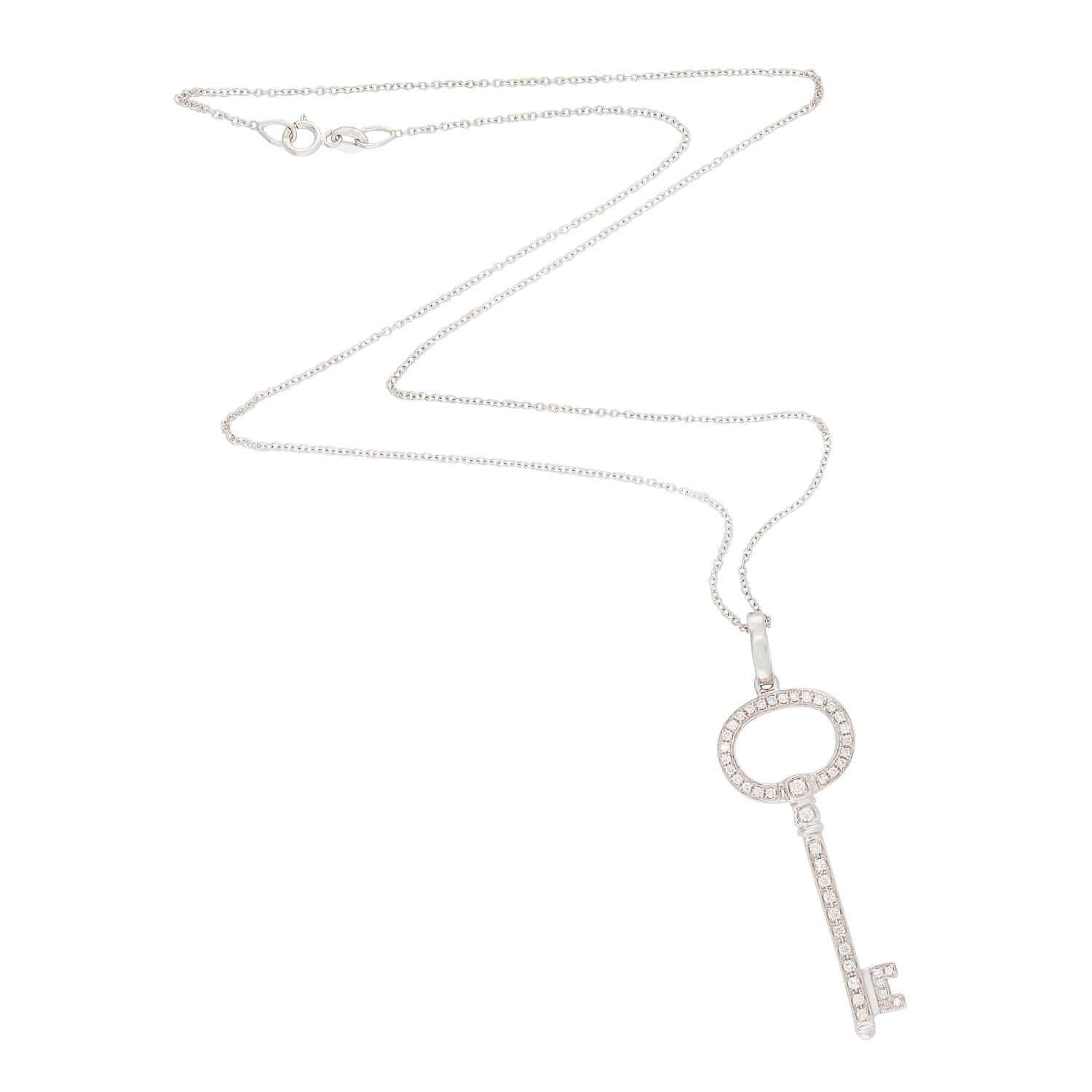 18K Gold Diamond Key Pendant Necklace for Women - Elegant Jewelry Gift for Birthday, Anniversary & Special Occasions