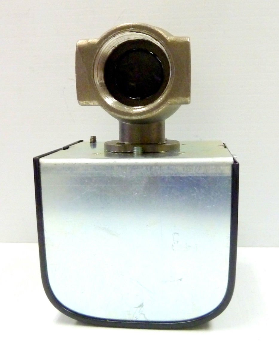 High-Quality Flow Switch for Water & Air Systems - Reliable Liquid Flow Sensor for HVAC, Pumps, and Industrial Applications