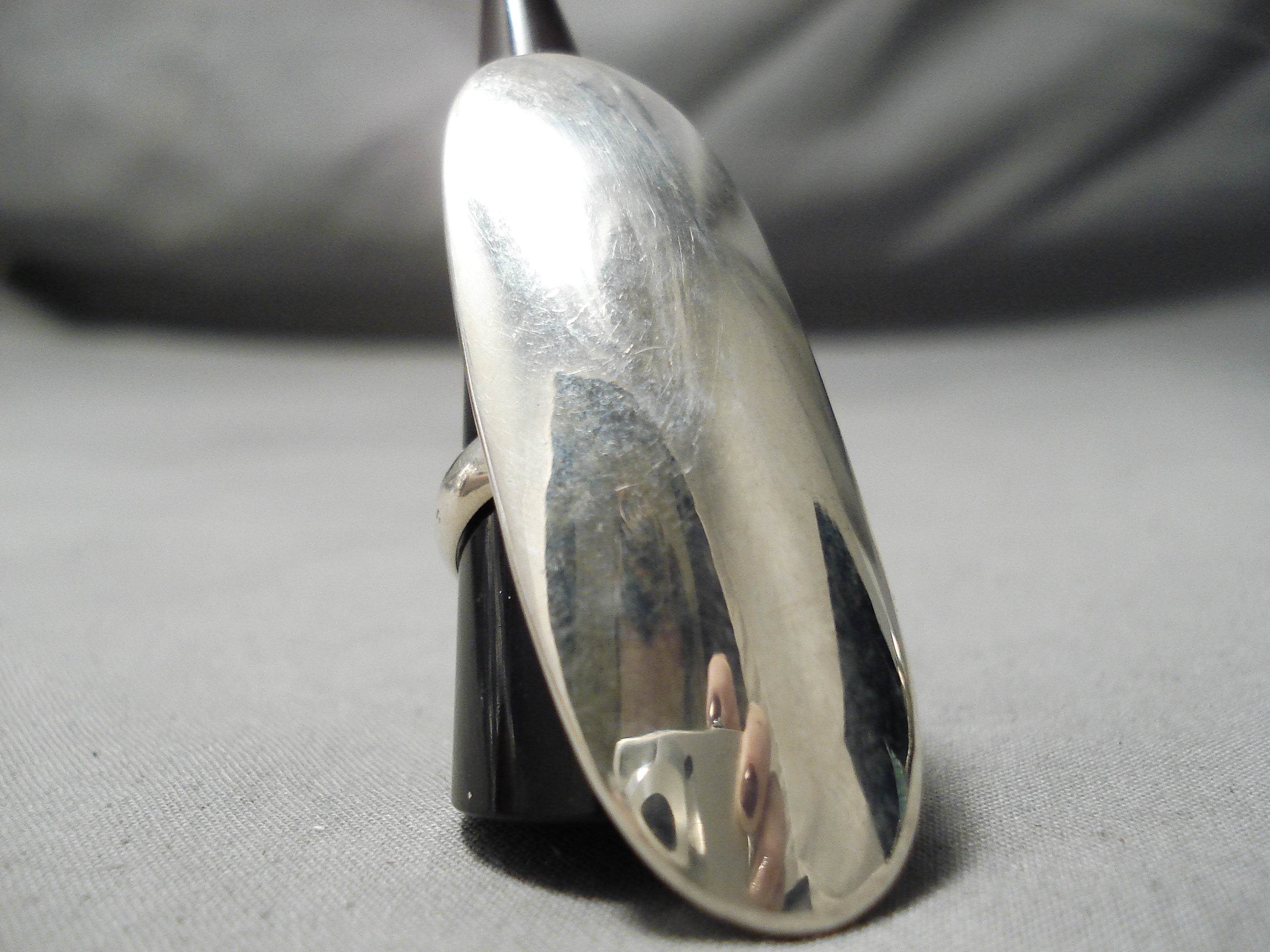 Vintage Navajo Sterling Silver Ring - Authentic Native American Jewelry for Women, Handmade Tribal Design - Perfect for Boho Fashion, Gift Giving & Special Occasions