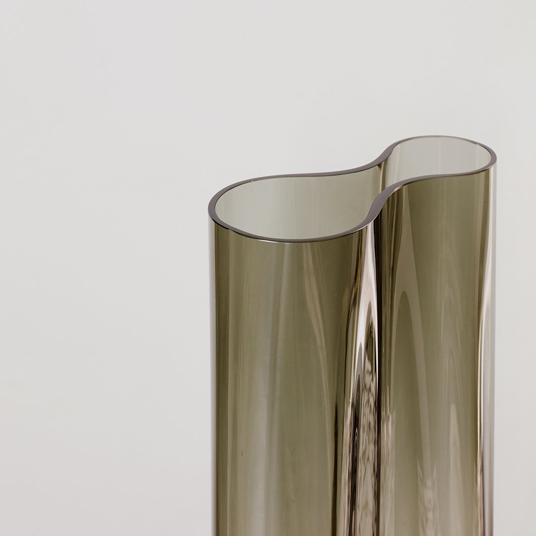 Gabriel Tan AER Vase - Modern Minimalist Ceramic Vase for Home Decor | Perfect for Living Room, Dining Table & Wedding Centerpieces