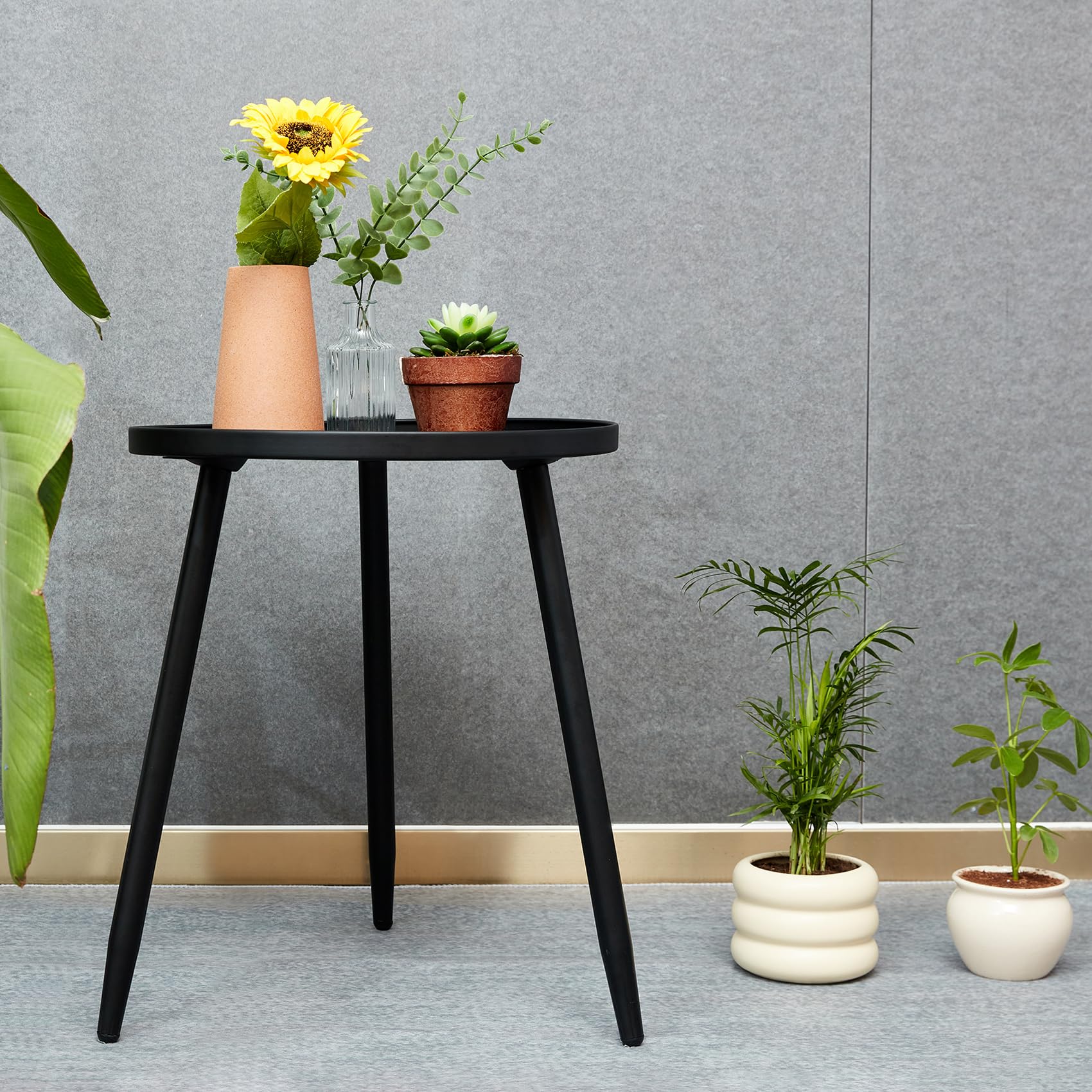 Stylish Round End Table - 3-Leg Metal Black Side Table for Living Room, Bedroom, Balcony | Compact Nightstand, Plant Stand & Accent Table for Indoor & Outdoor Use - Perfect for Small Spaces & Home Decor