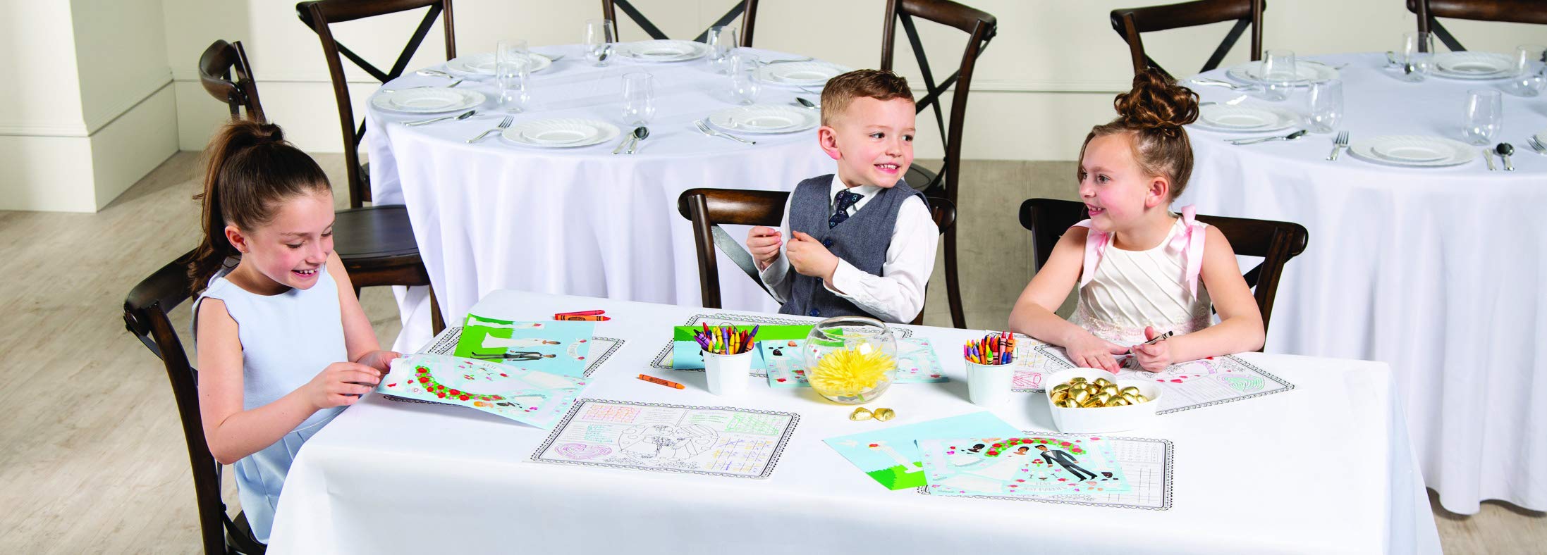 Fun Express 12-Pack Wedding Paper Placemats - Elegant Disposable Table Covers for Wedding Receptions, Bridal Showers & Anniversary Parties - Decorative Party Tableware Supplies