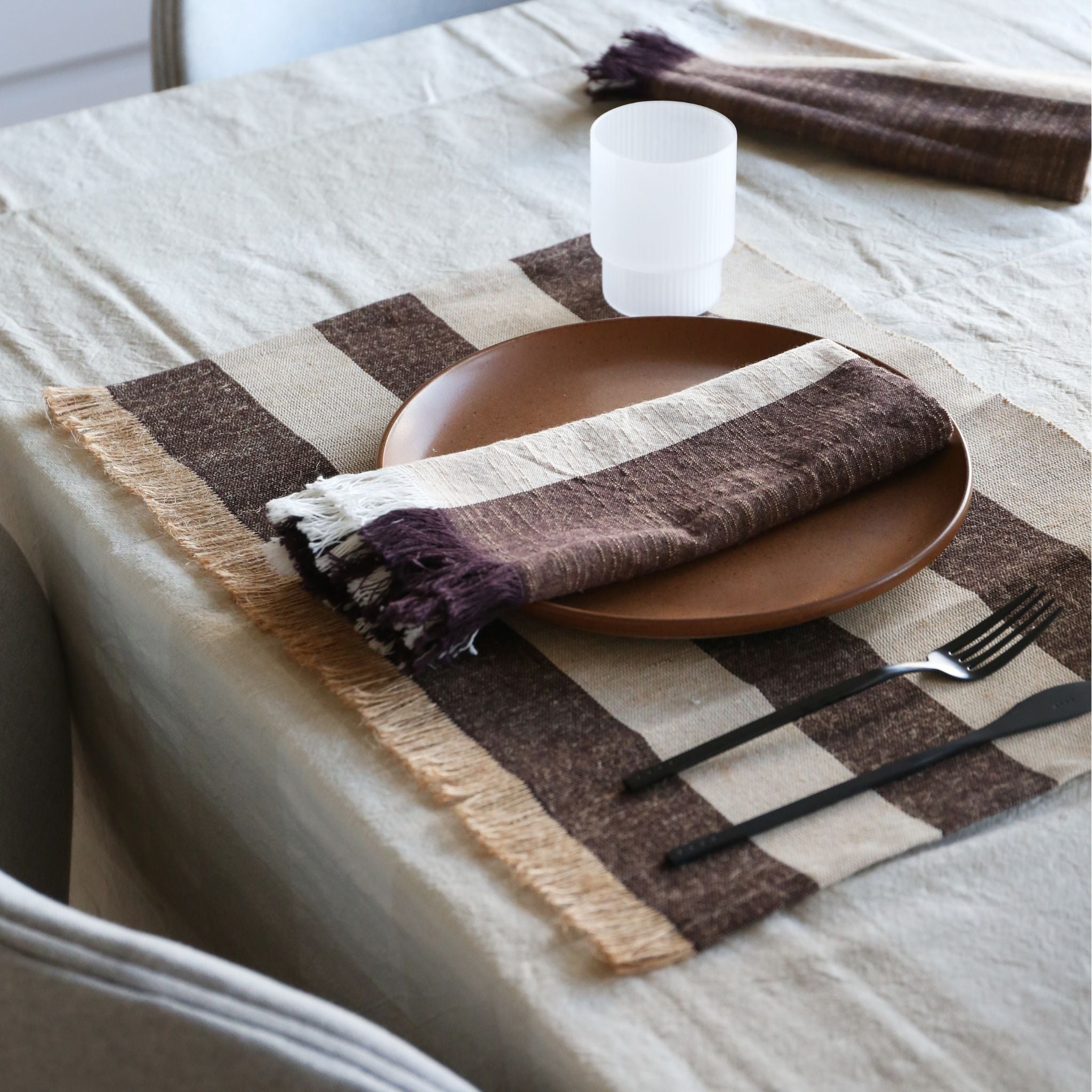 DESIGNSTUFF Striped Jute Placemat Set of 2 - Natural Coffee Bean & Light Grey - Eco-Friendly Table Mats for Dining, Kitchen, or Farmhouse Decor