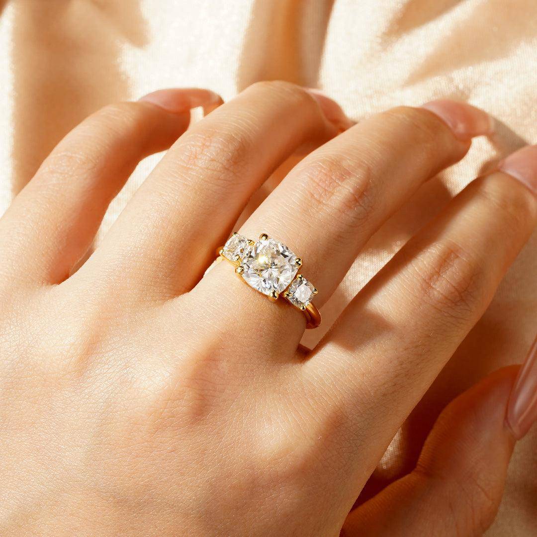 Exquisite Cushion Cut Three Stone Moissanite Engagement Ring for Women | Vintage Inspired Wedding Band | Perfect for Proposals, Anniversaries & Romantic Occasions