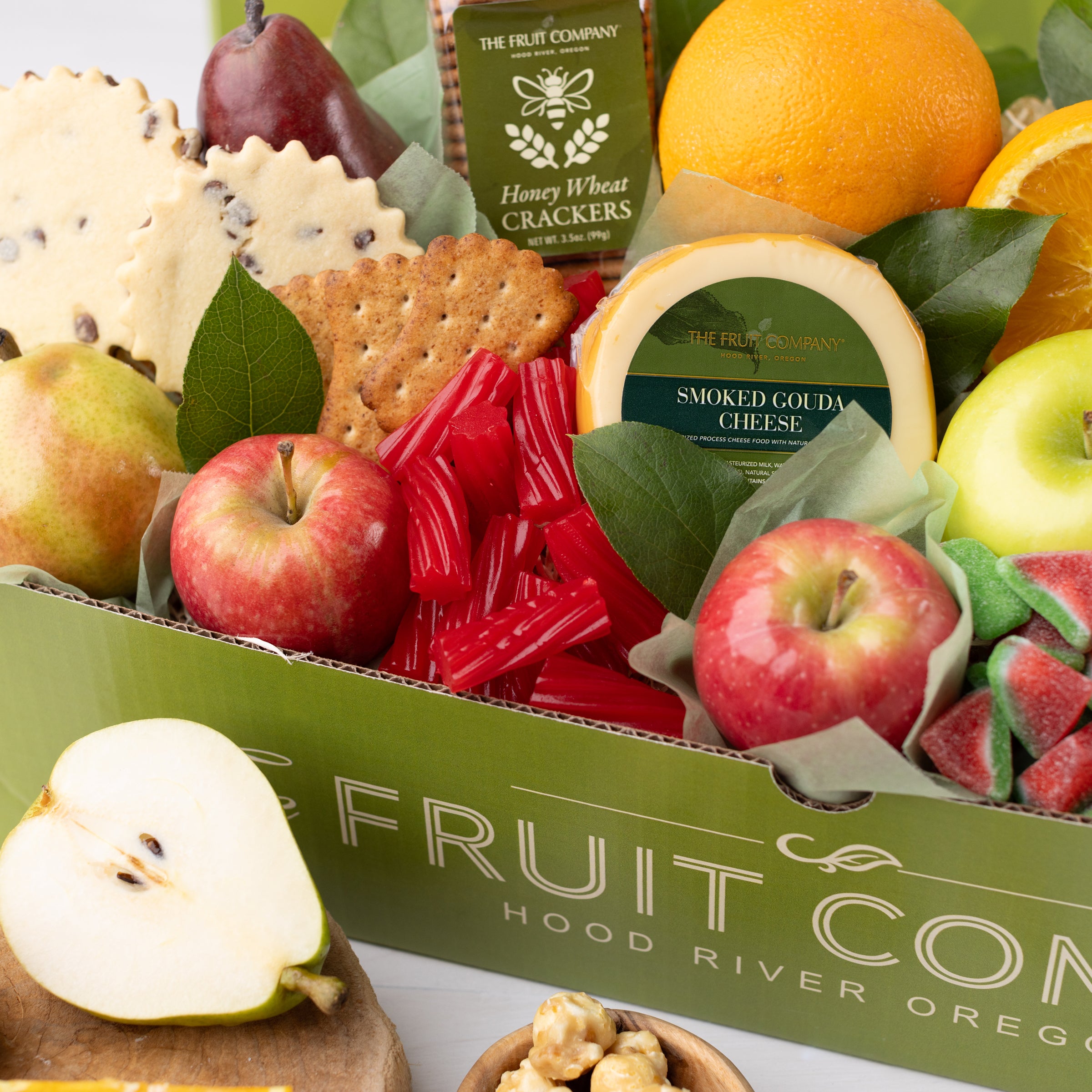 Premium Gourmet Gift Box Set - Deluxe Assorted Chocolates, Cookies & Treats - Perfect for Holidays, Birthdays & Corporate Gifting