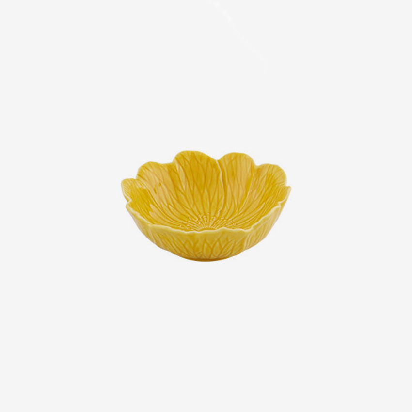 Bordallo Pinheiro Flora Large Bowl - Hand-Painted Ceramic Serving Bowl for Salads, Pasta & Fruit - Perfect for Dining & Entertaining