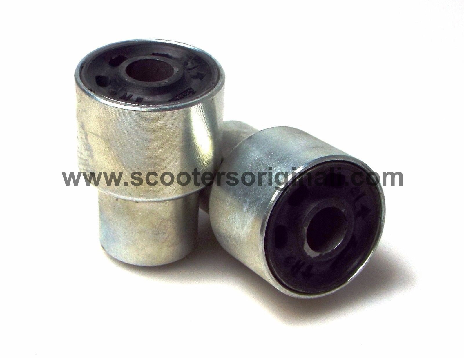 Lambretta Scooter Engine Mount & Silent Block Pair - Large Size for Smooth Ride | Durable Replacement Part for Vespa, Classic & Vintage Scooters | Perfect for Commuting & Urban Travel